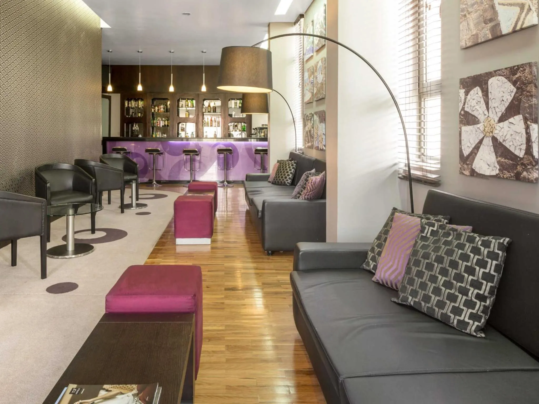 Lounge or bar in Hotel Tivoli Maputo