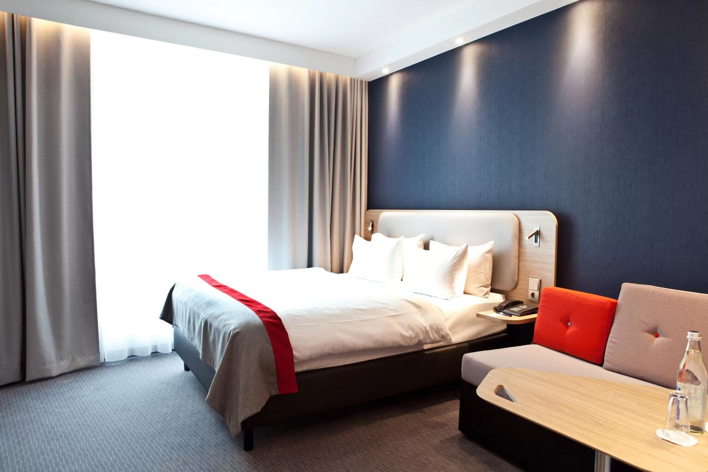 Bed in Holiday Inn Express - Siegen by IHG