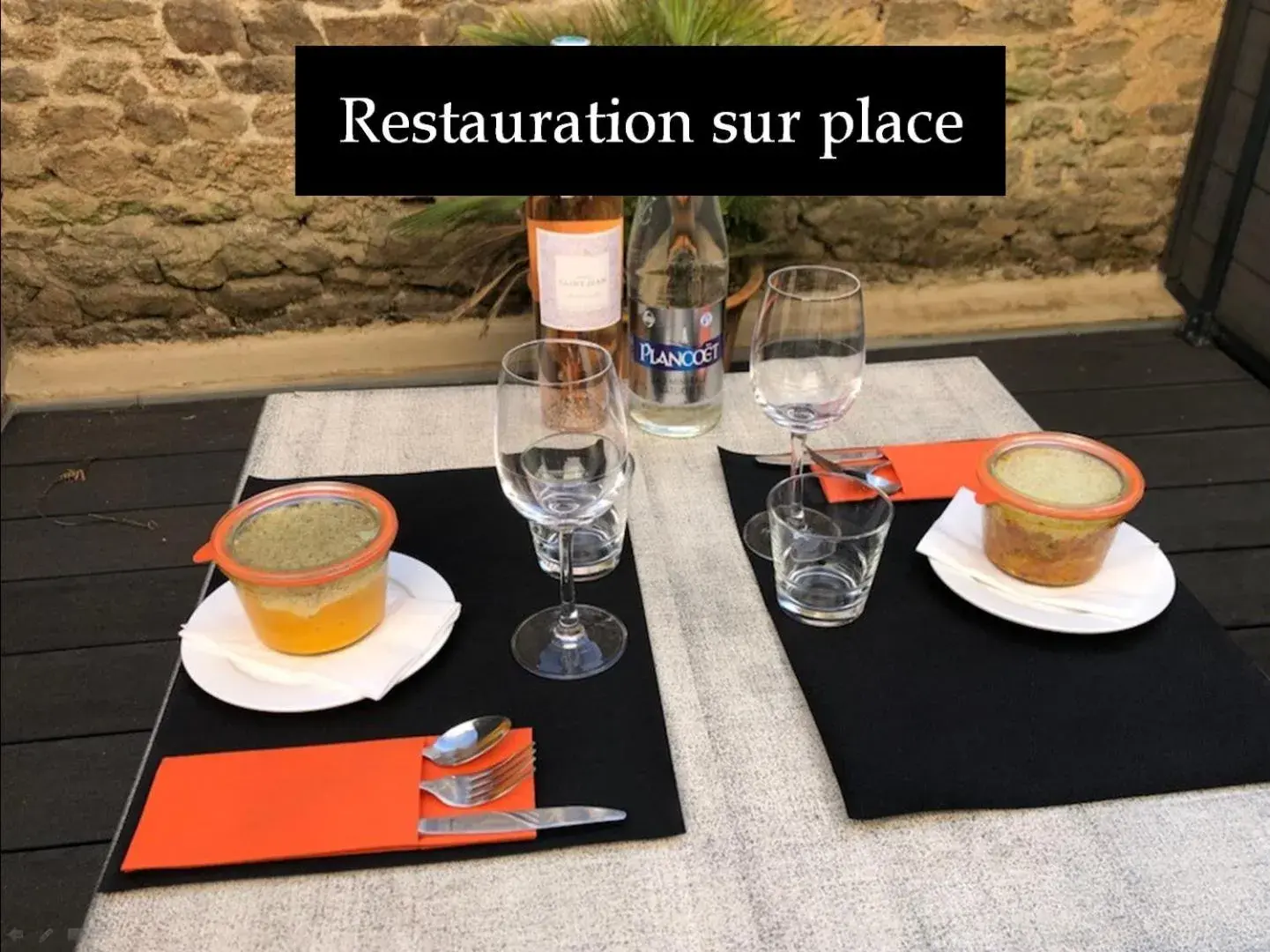 Restaurant/places to eat in Hôtel du Château Dinan - Originals Boutique