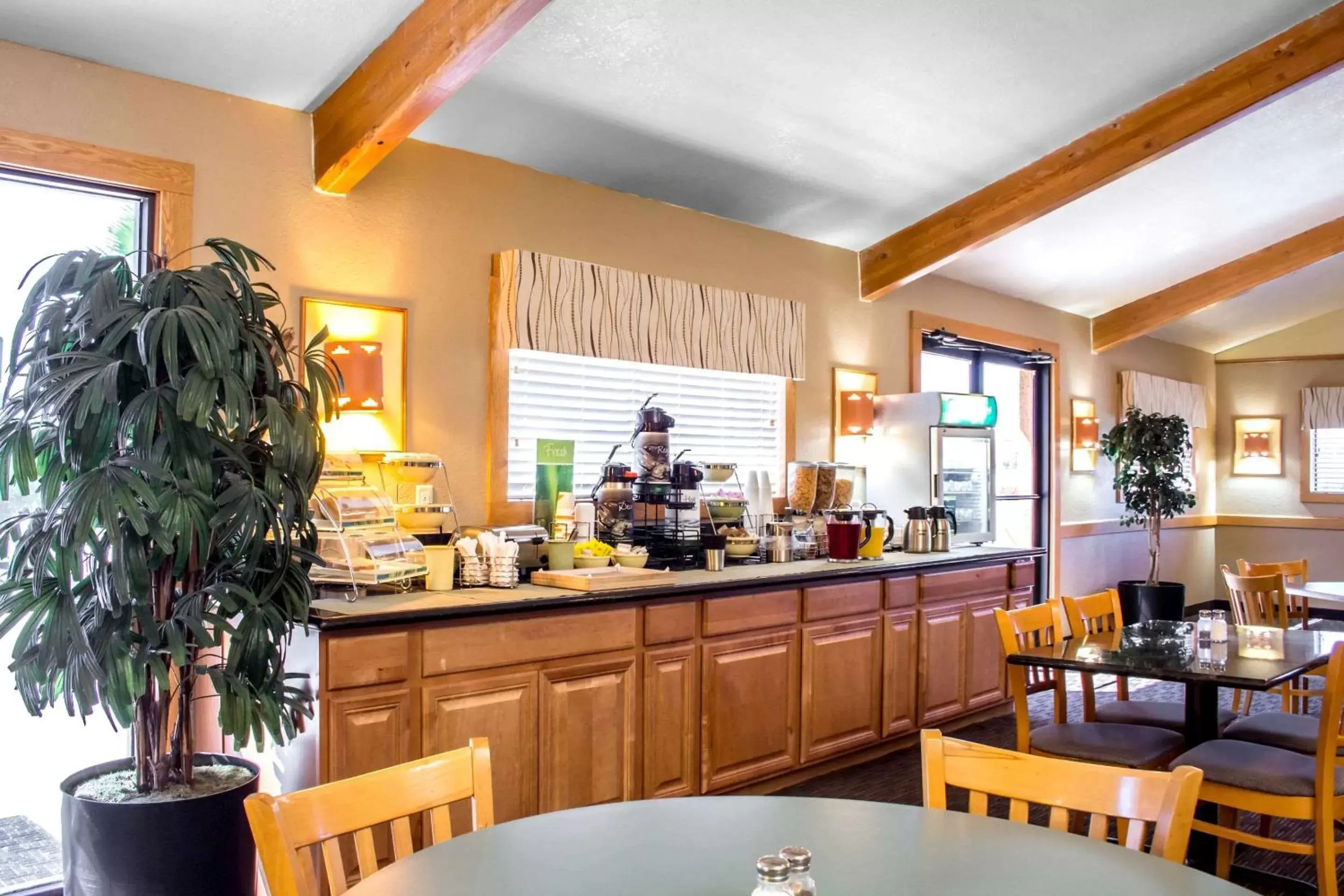 Restaurant/Places to Eat in Quality Inn Wickenburg