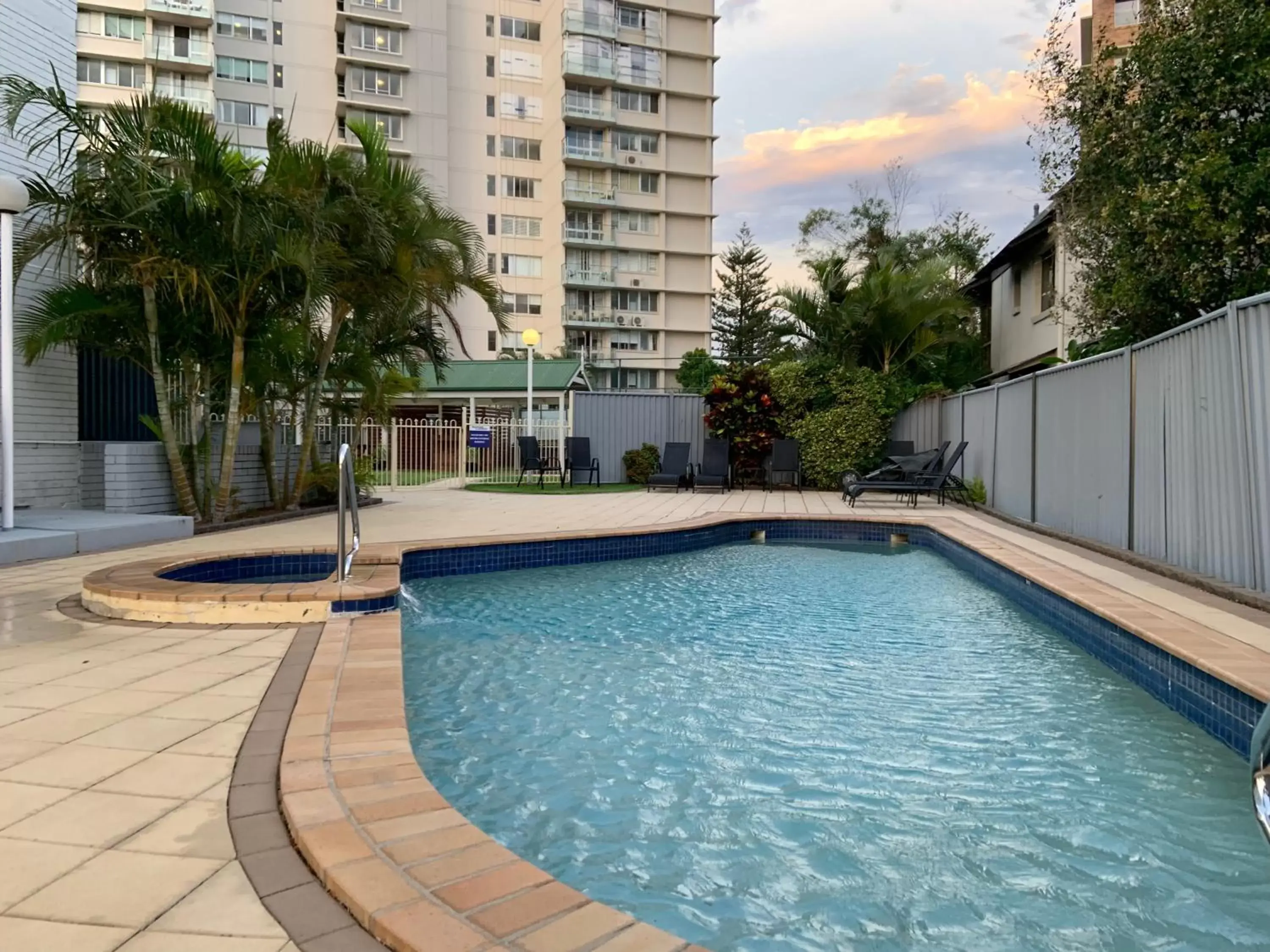 Swimming Pool in Burleigh Gardens North Hi-Rise Holiday Apartments