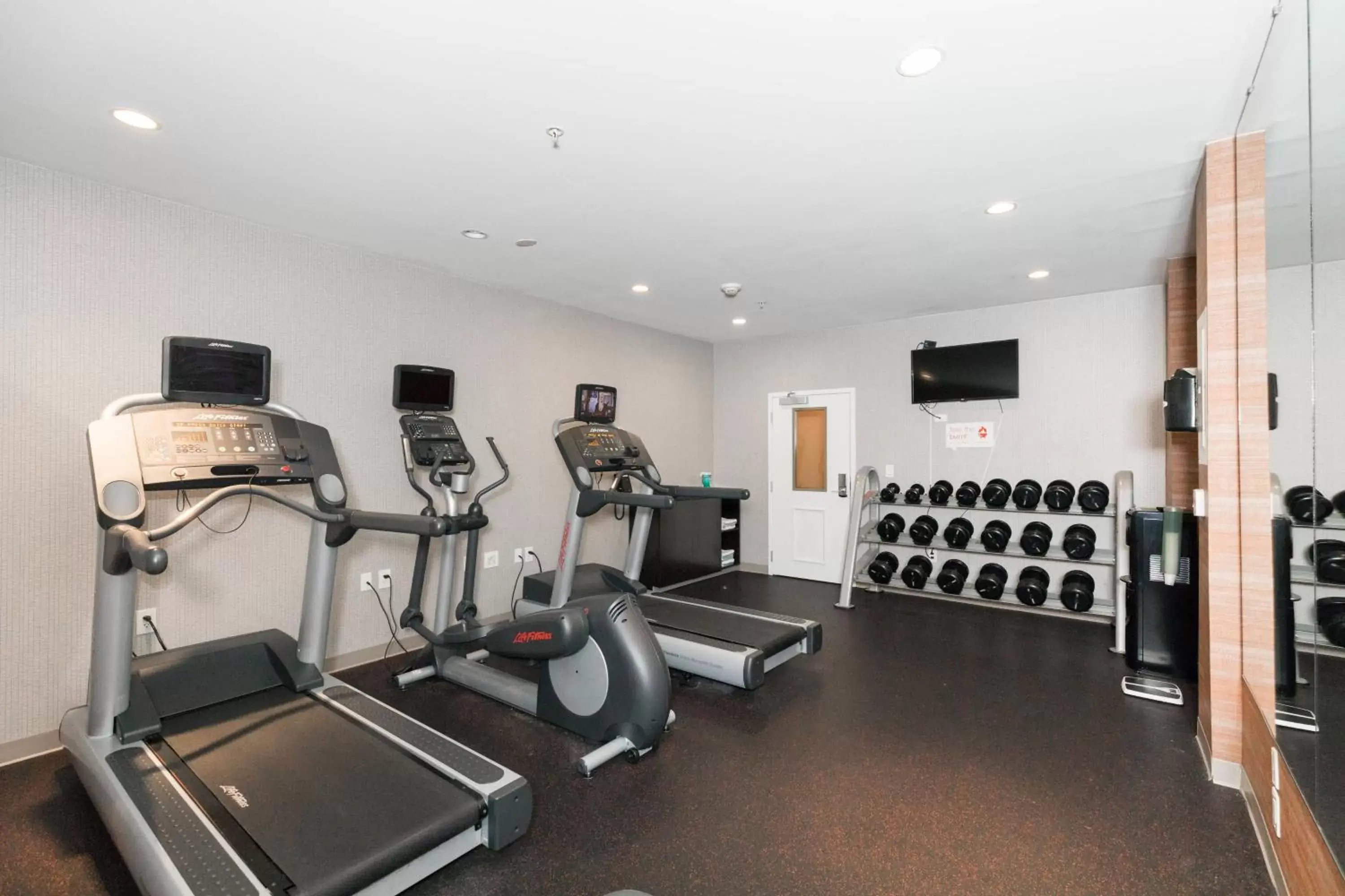 Fitness centre/facilities, Fitness Center/Facilities in TownePlace Suites Winchester