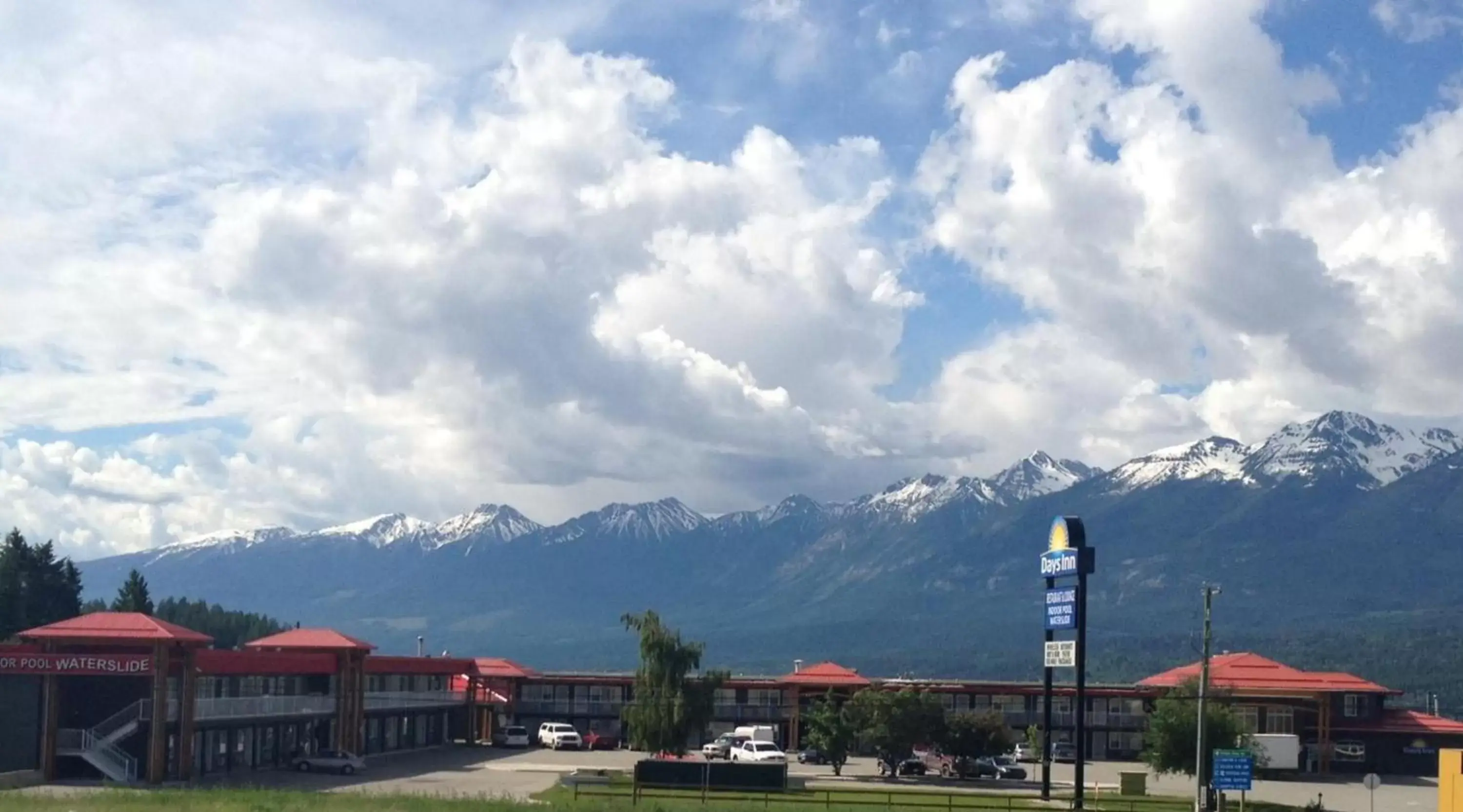 Area and facilities, Mountain View in Days Inn by Wyndham Golden