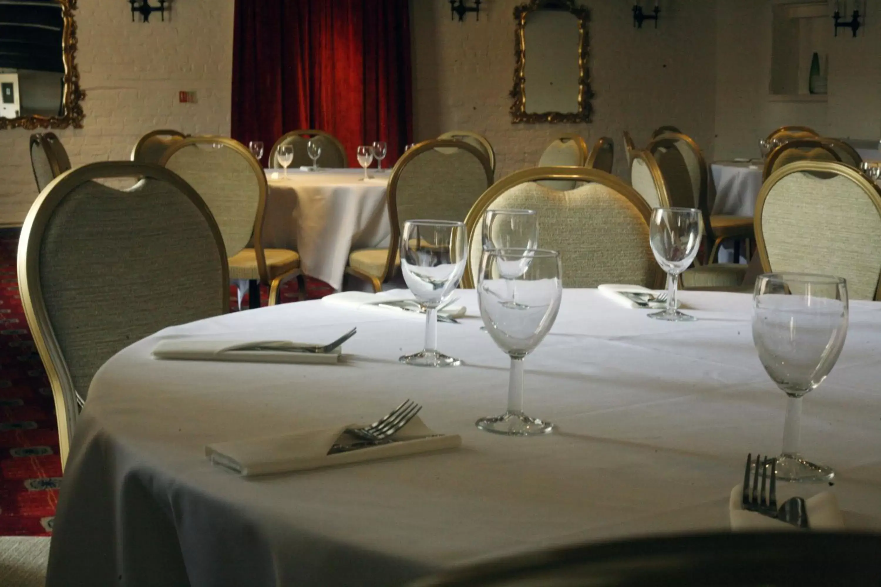 Restaurant/Places to Eat in Winchester Royal Hotel