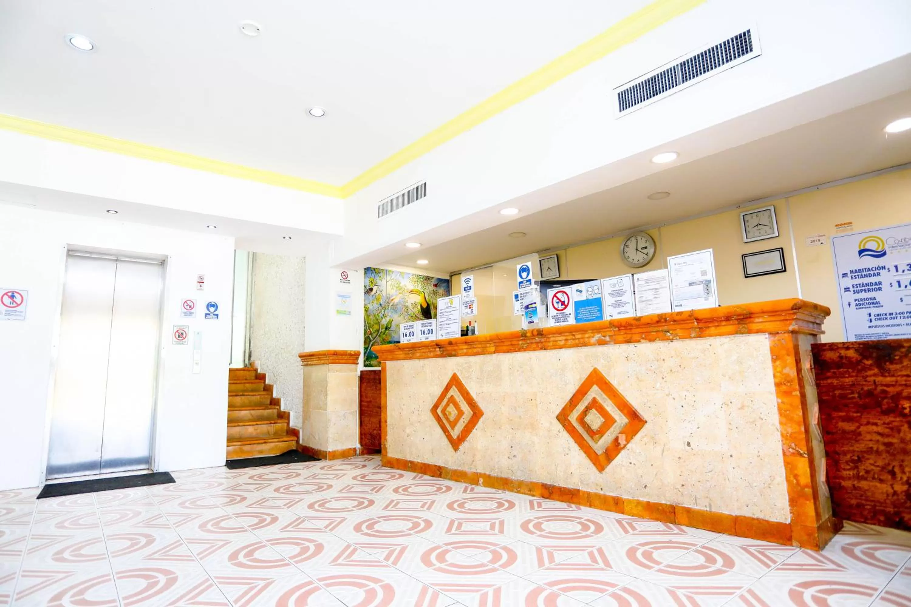 Lobby or reception in Hotel Caribe Internacional Cancun