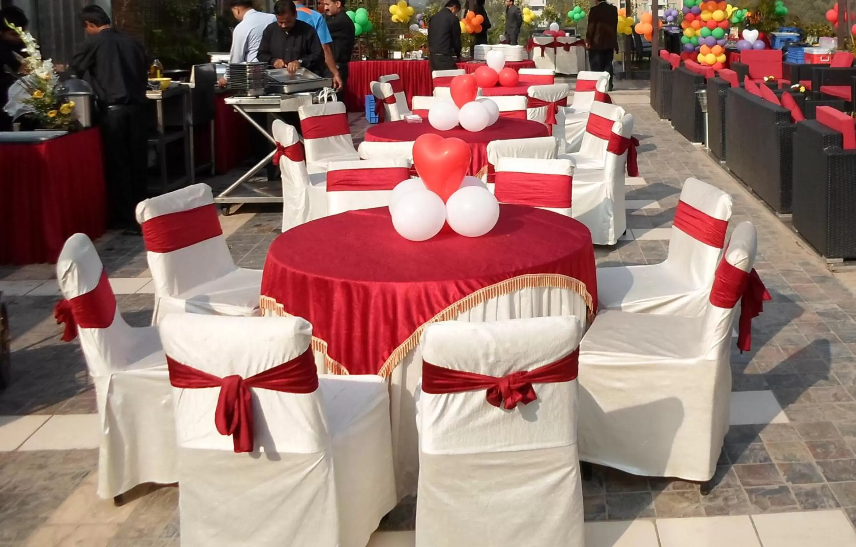 Restaurant/places to eat in Hotel Oyster Restaurant/places to eat in Hotel Oyster