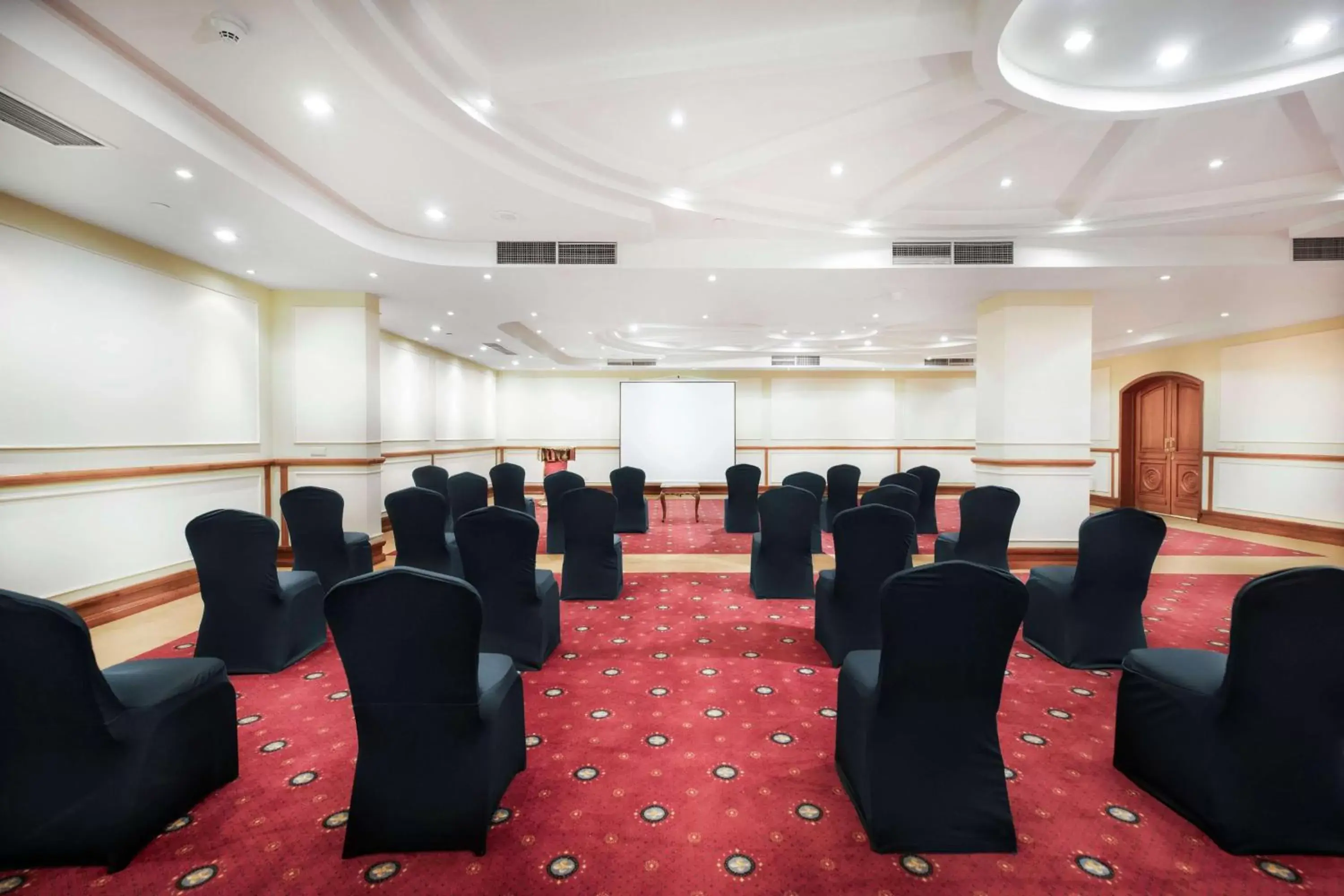 Meeting/conference room in Steigenberger Nile Palace Luxor - Convention Center