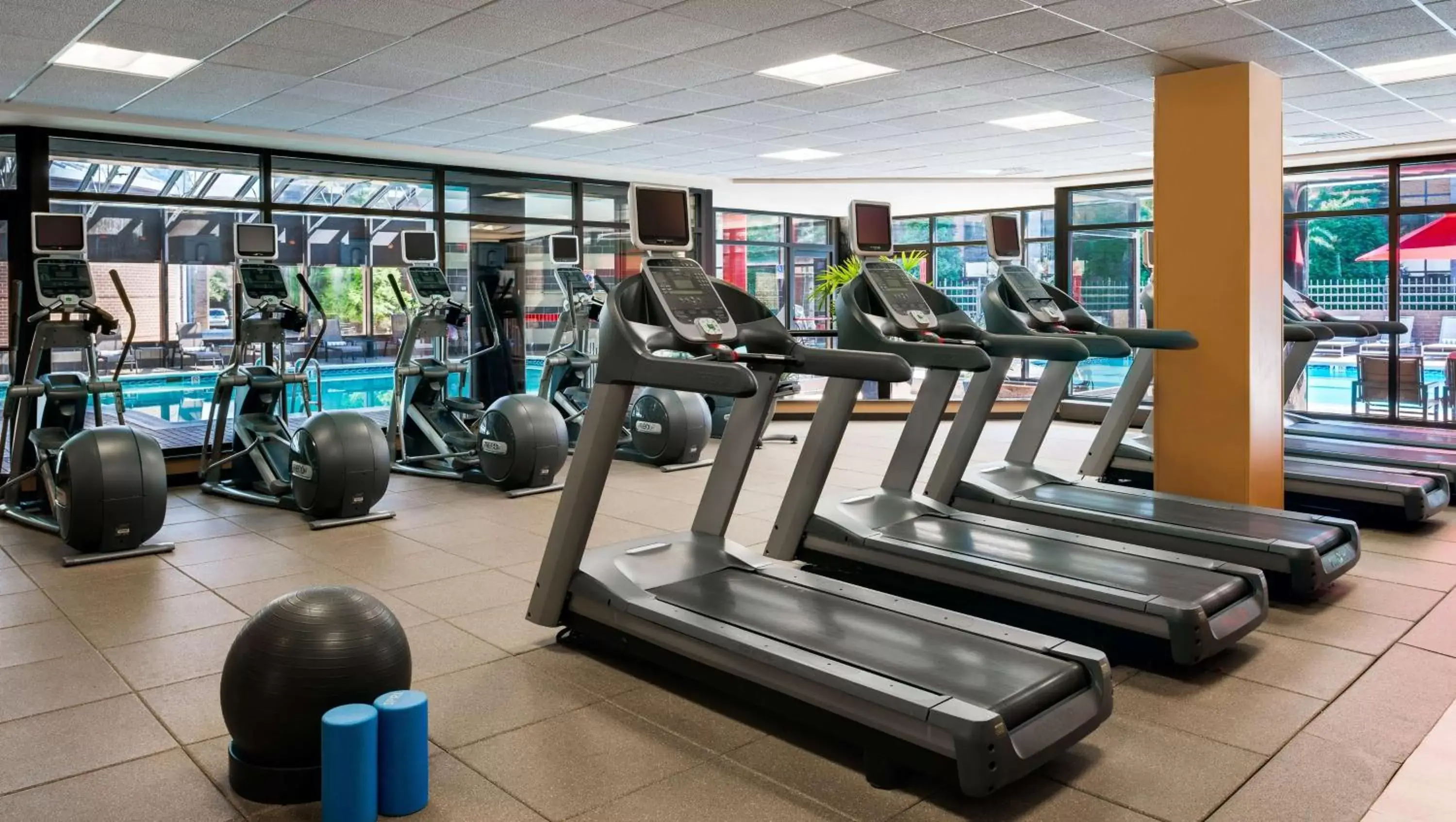 Fitness centre/facilities, Fitness Center/Facilities in Hilton Washington Dulles Airport