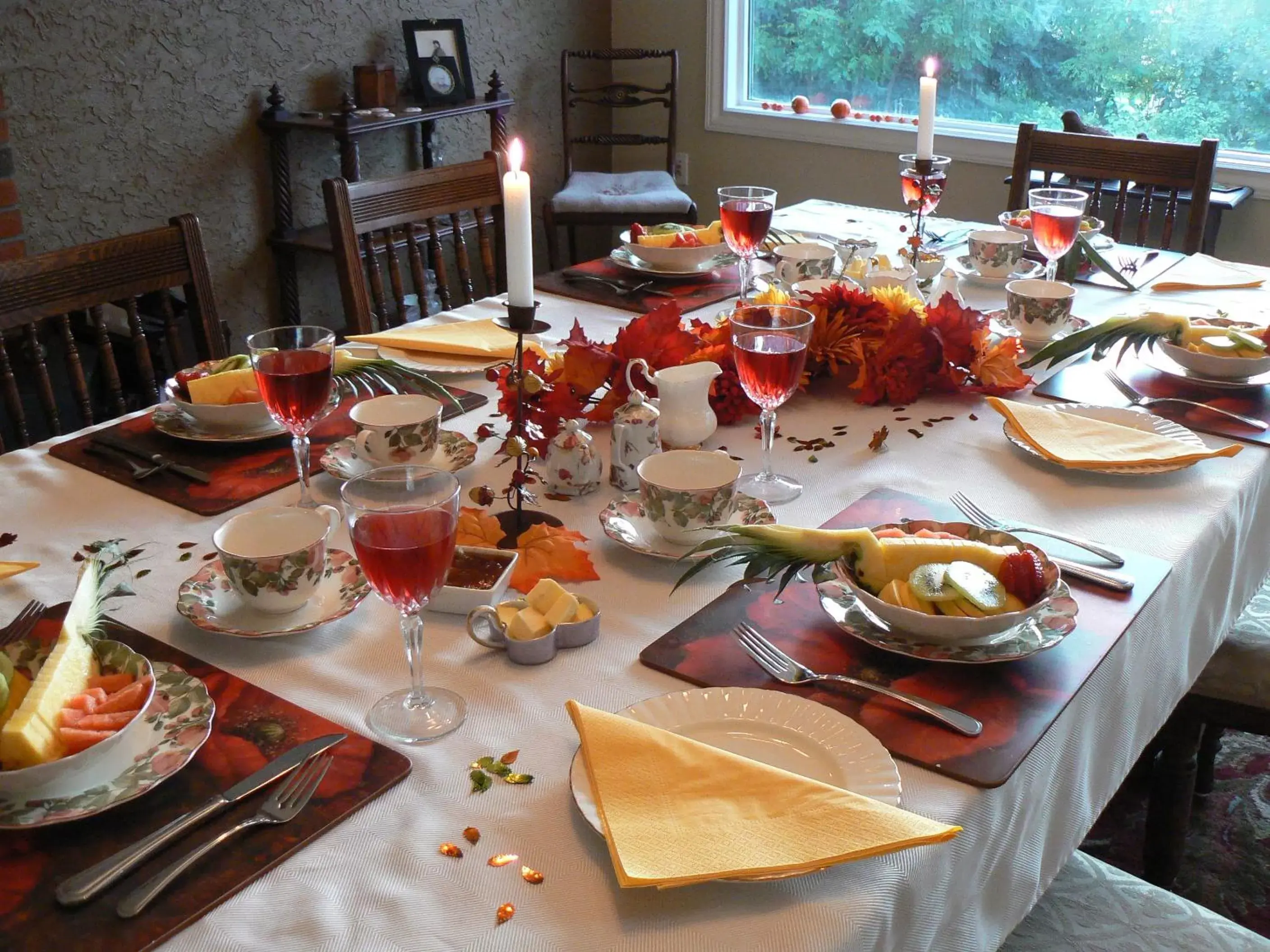 Dining area in A Touch of English B&B