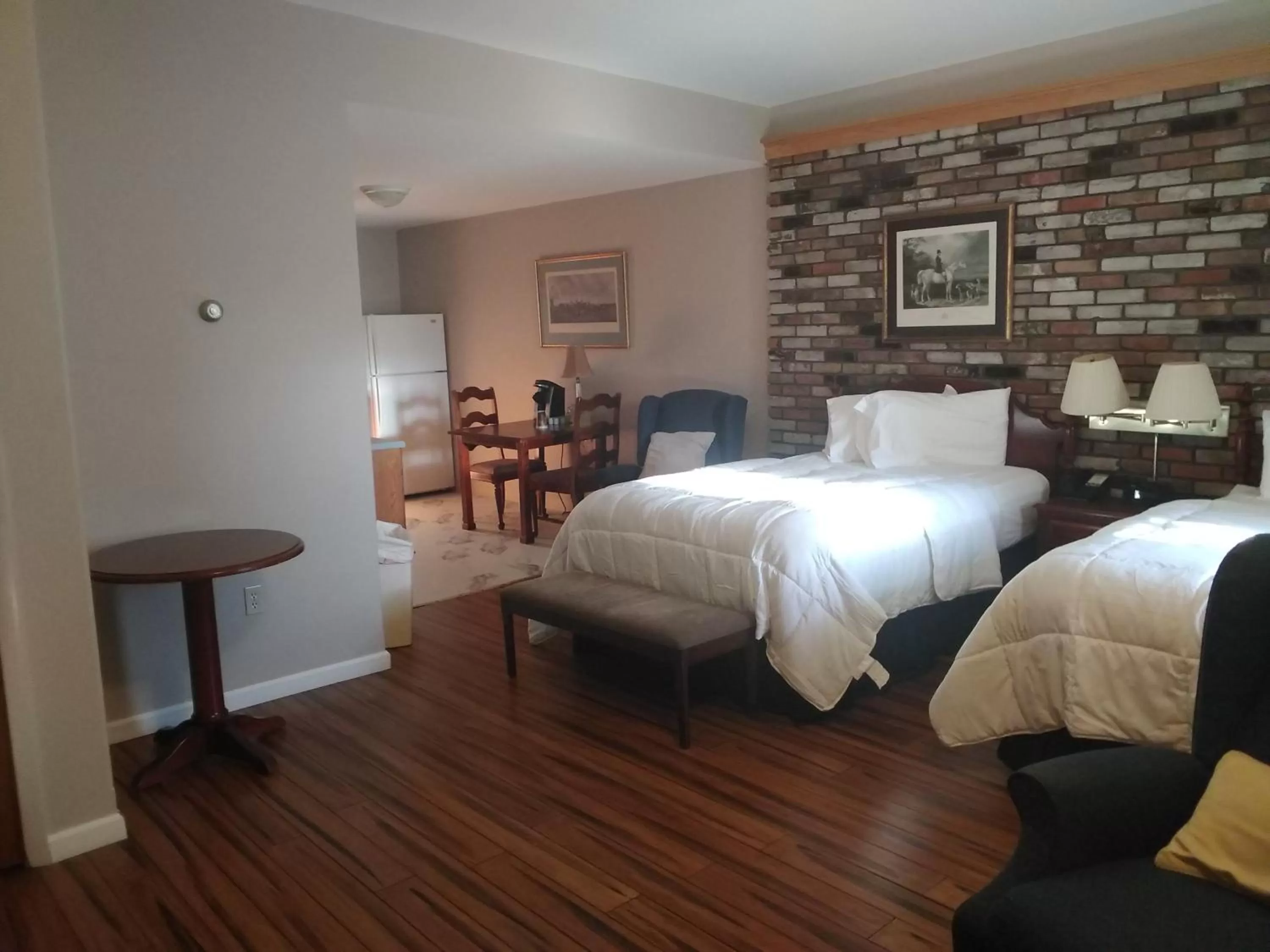 Bed in Stay Saratoga