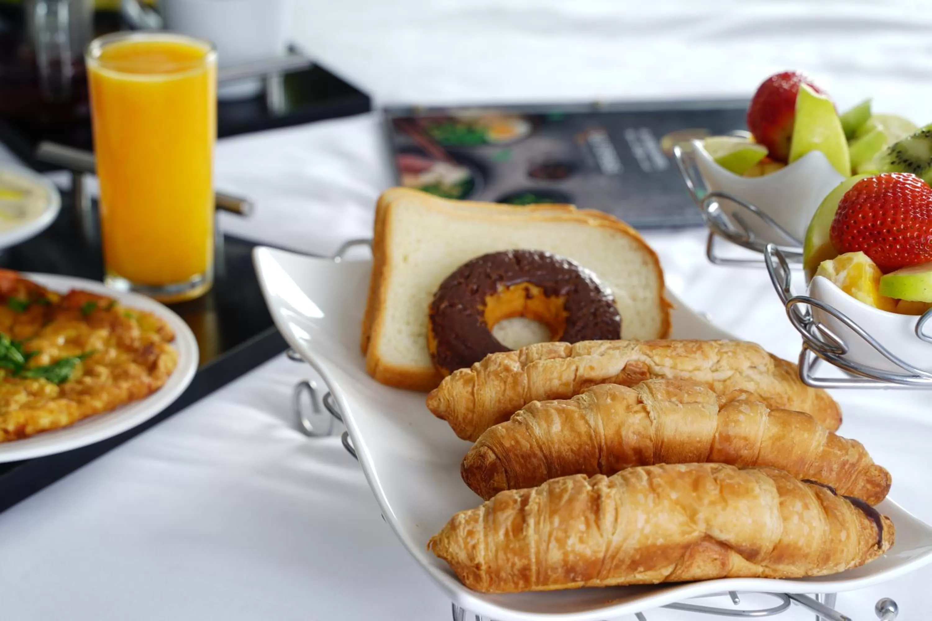 Breakfast, Food in Saraya Al Joude