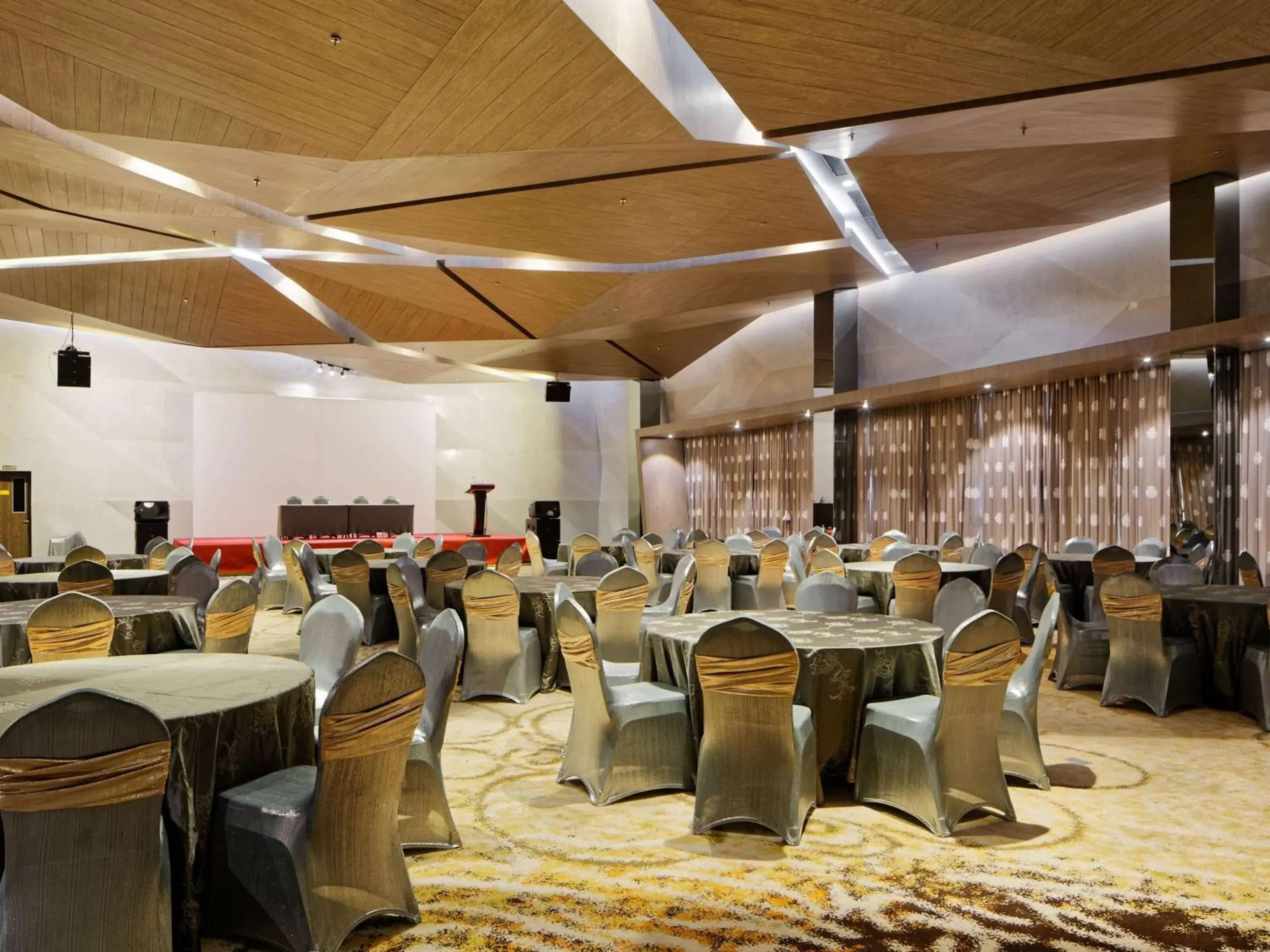 Meeting/conference room, Banquet Facilities in ibis Styles Batam Nagoya