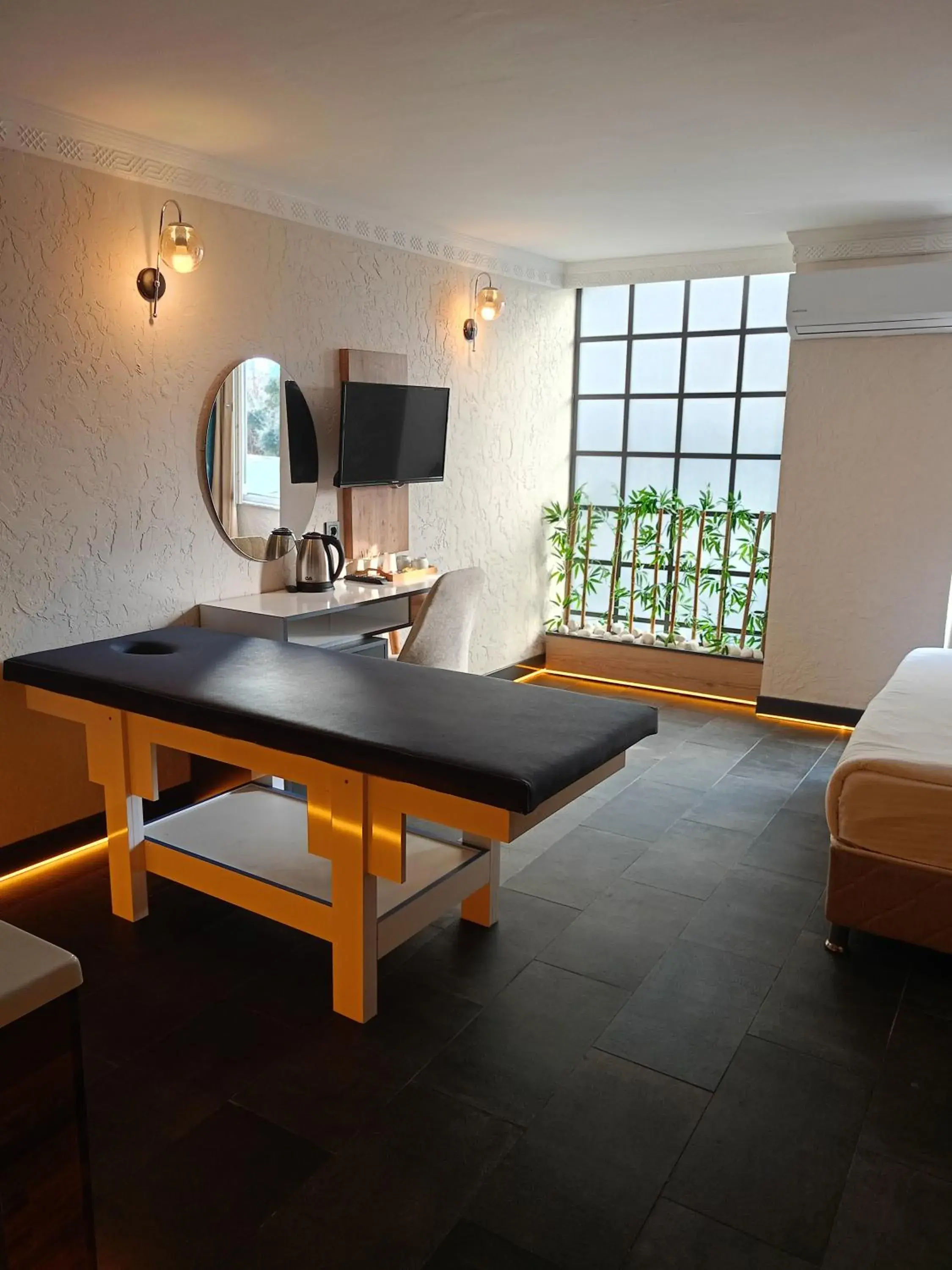 Massage, Seating Area in Privado Hotels