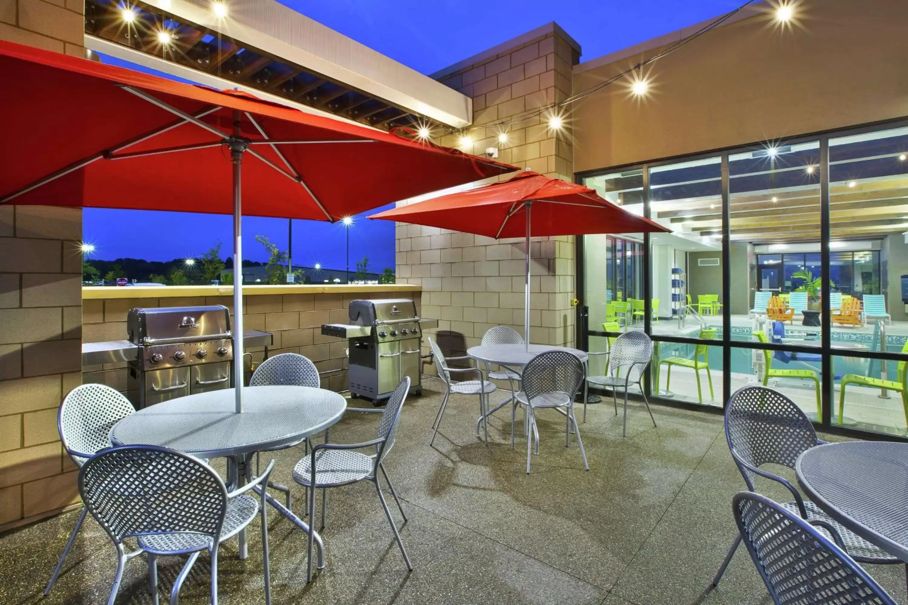 Patio in Home2 Suites By Hilton Pittsburgh Area Beaver Valley