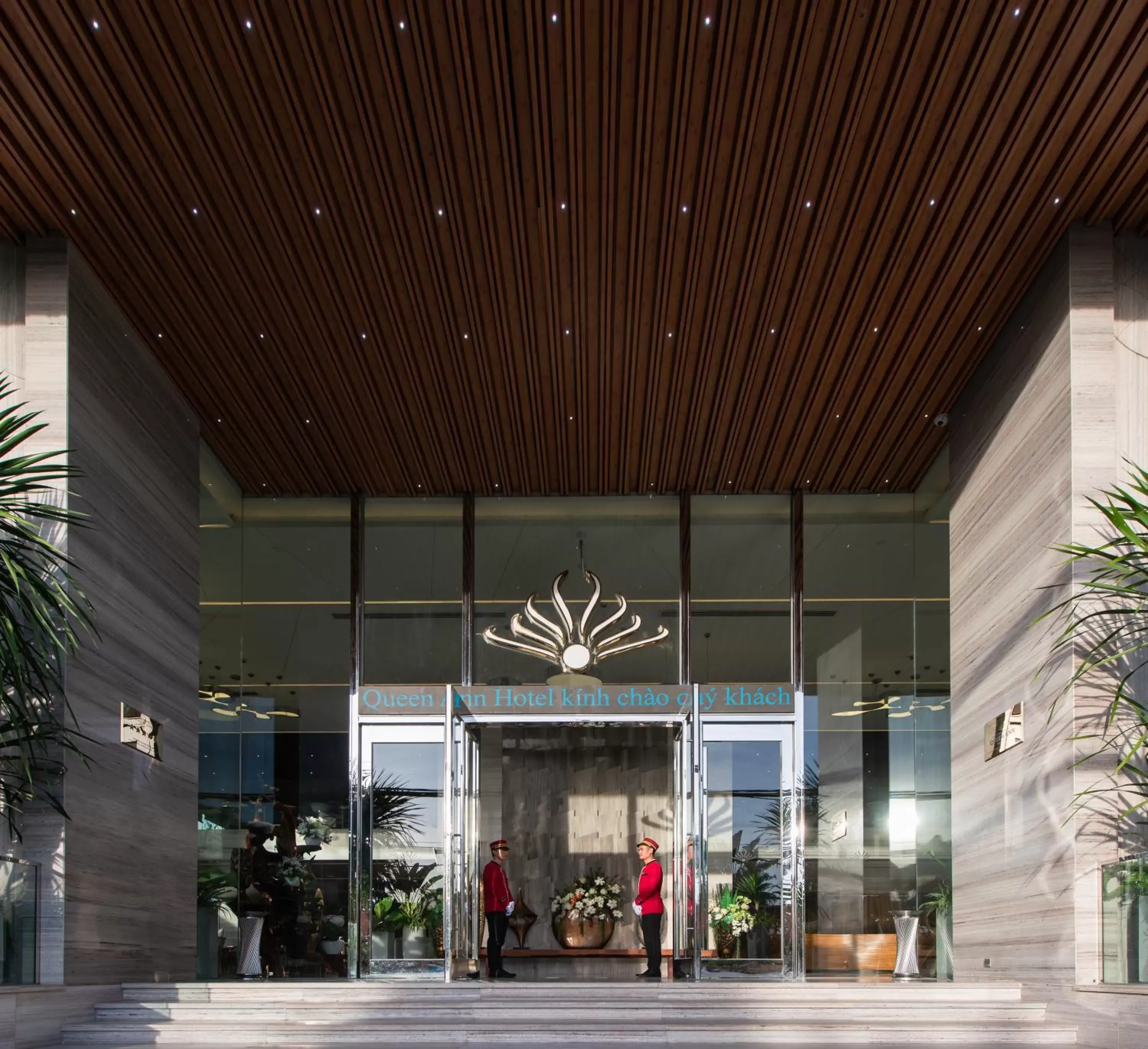 Property building in Queen Ann Nha Trang Hotel Property building in Queen Ann Nha Trang Hotel