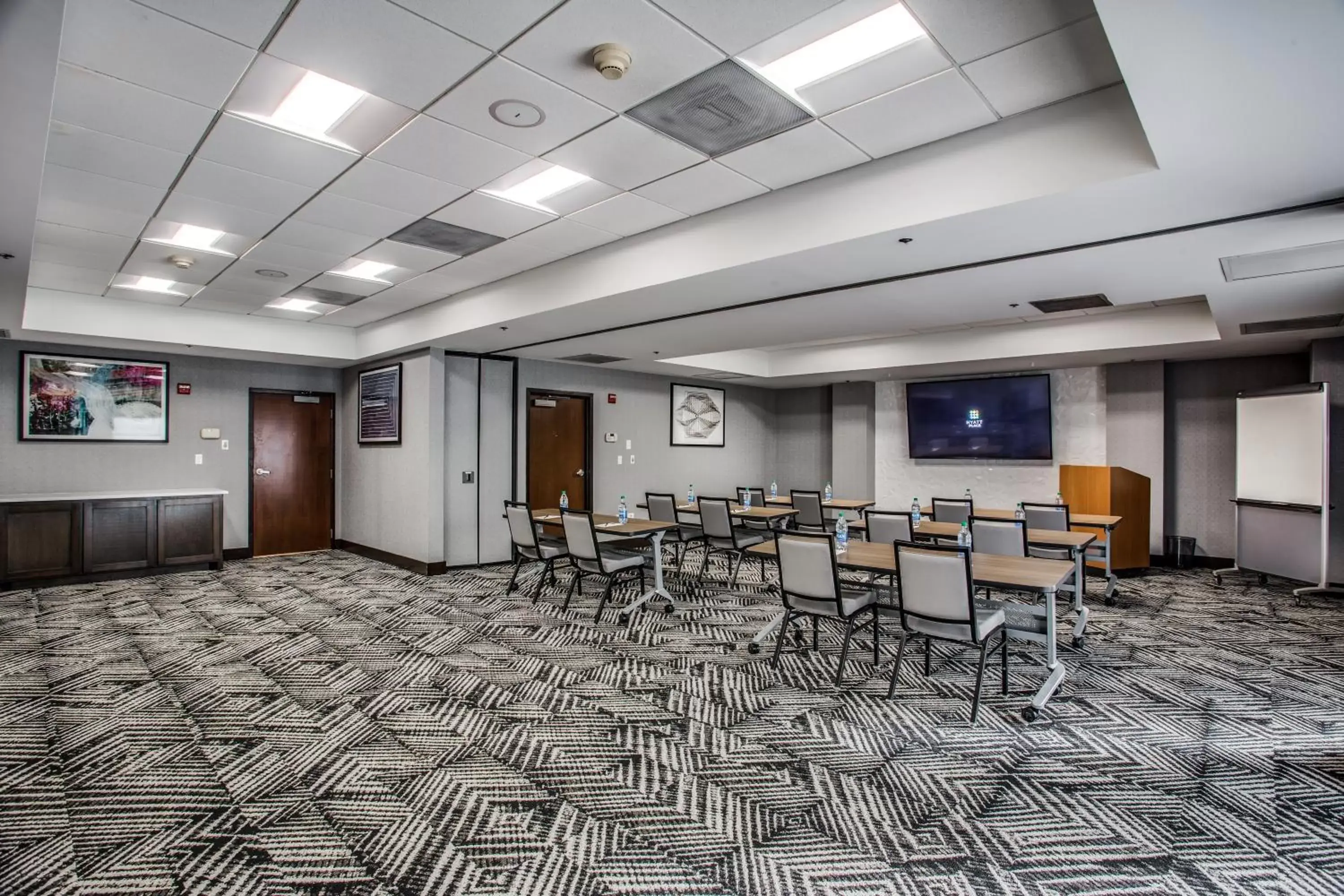 Meeting/conference room in Hyatt Place Fort Worth / Cityview