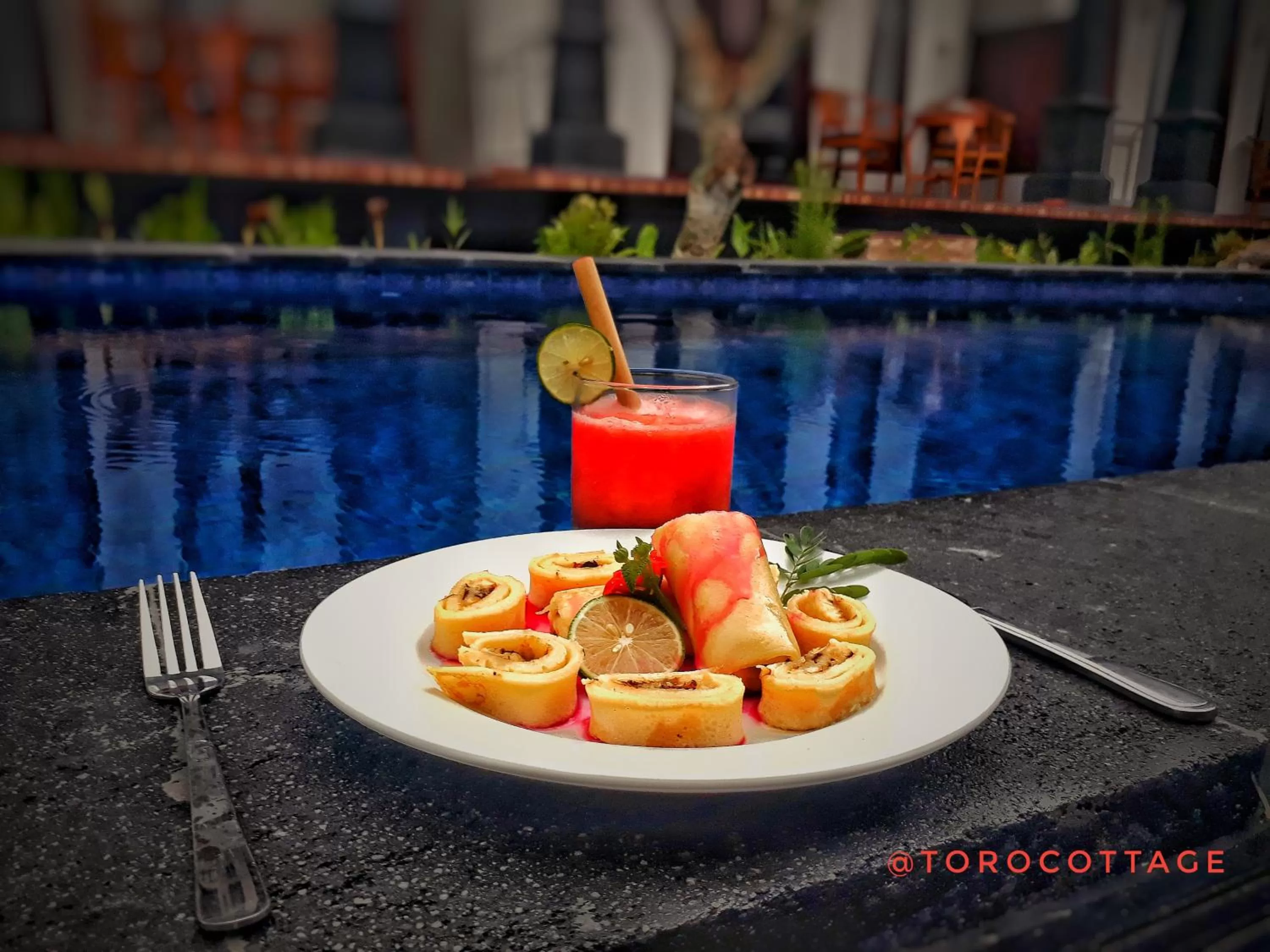 Pool view in Toro Cottage