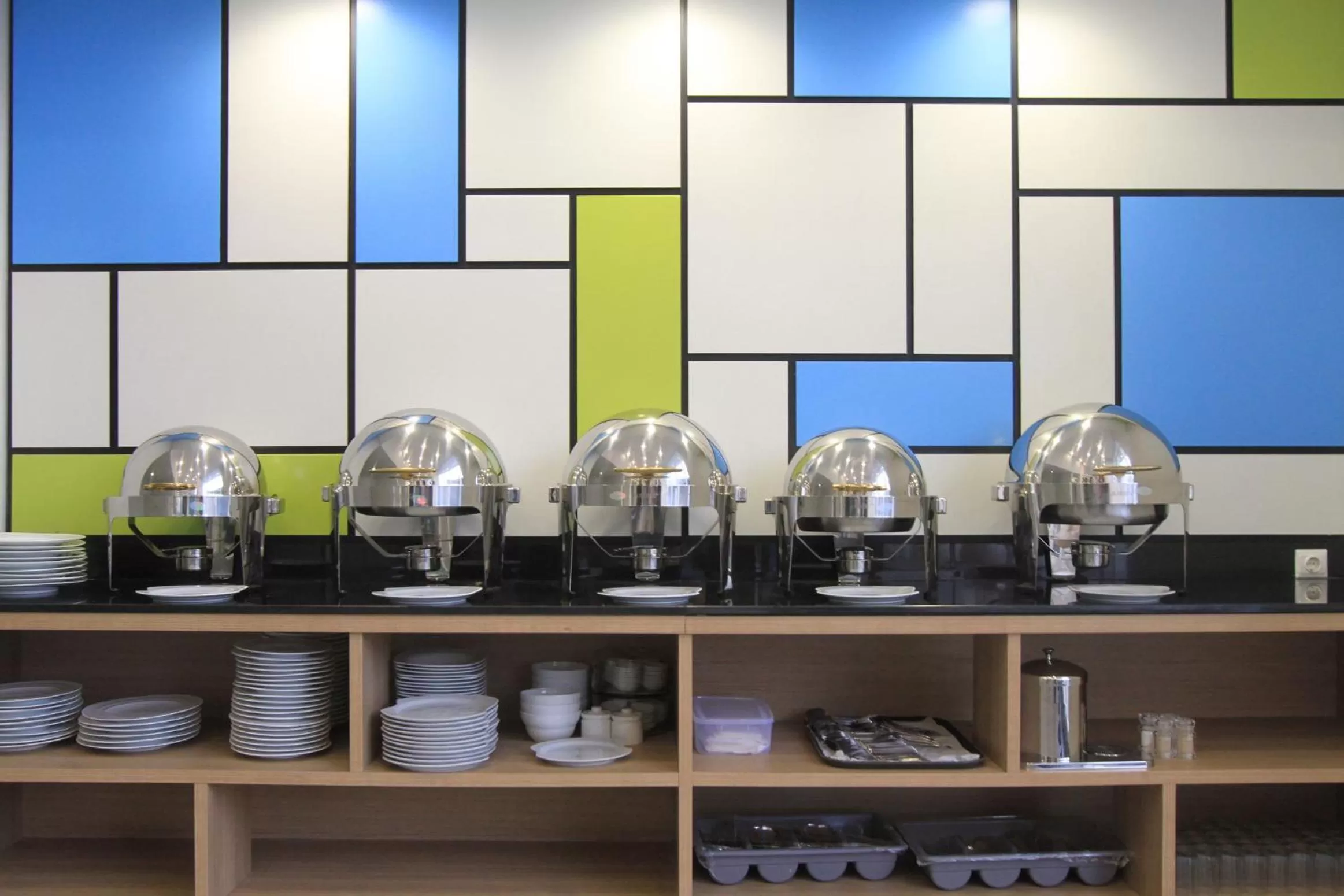 Restaurant/places to eat in Hotel Citradream Cirebon