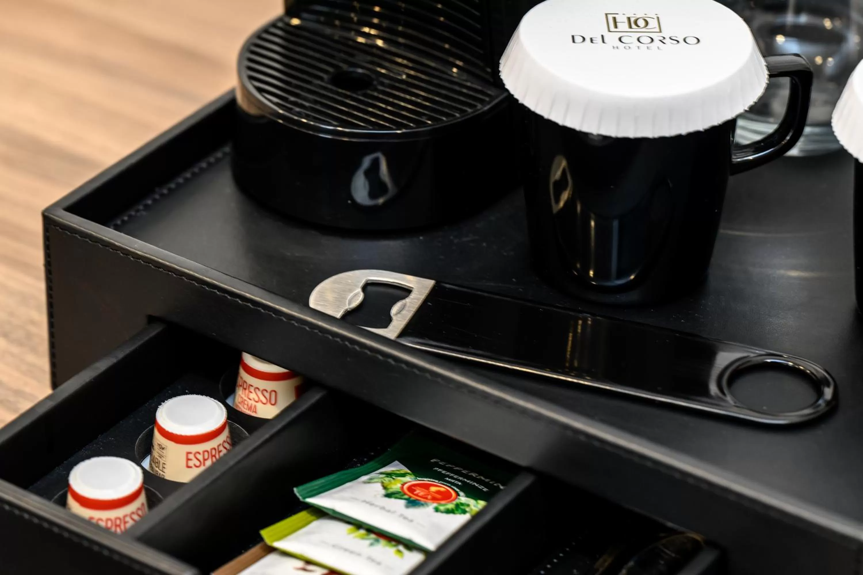 Coffee/tea facilities in Hotel Del Corso
