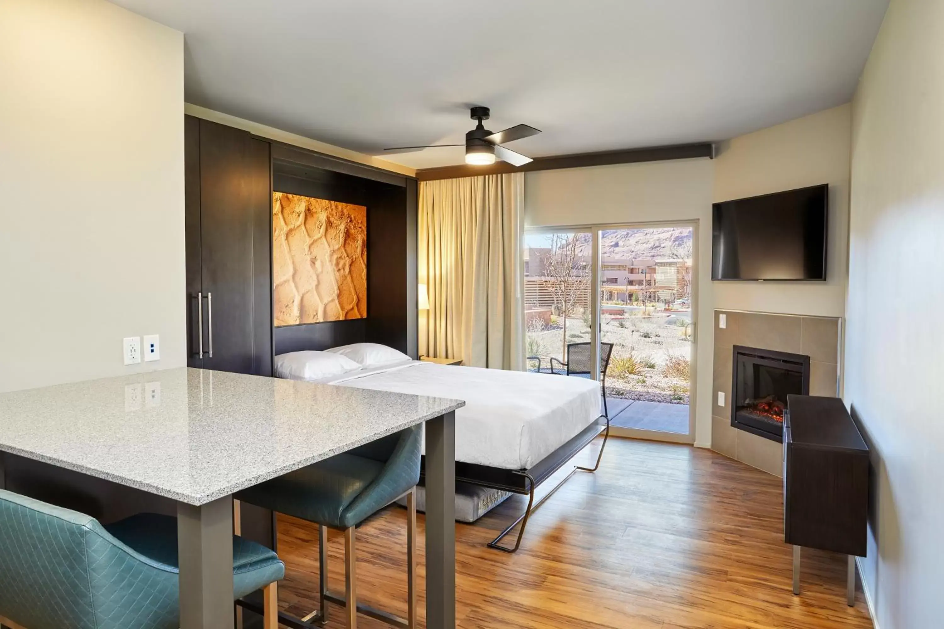 Living room, Dining Area in The Moab Resort, WorldMark Associate