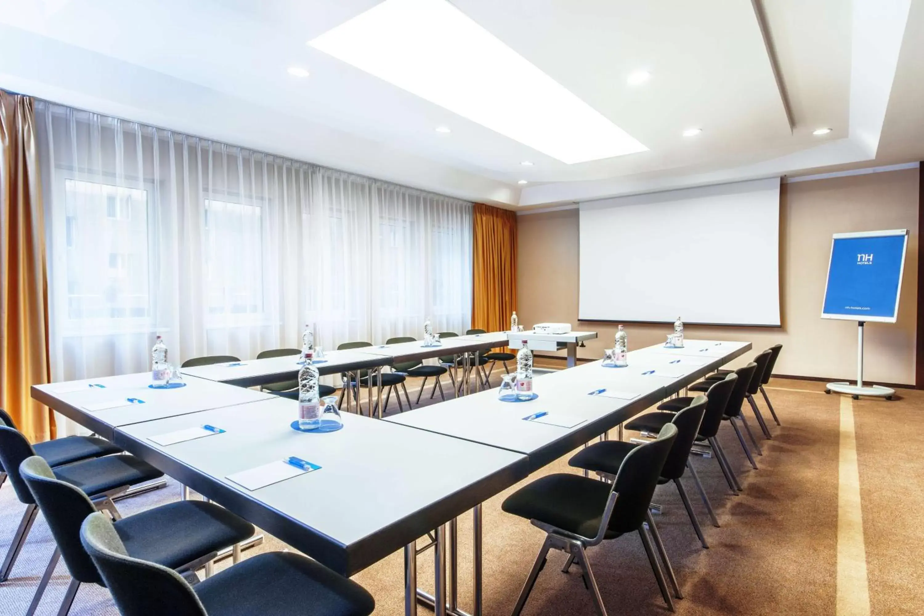 Meeting/conference room in NH Budapest City