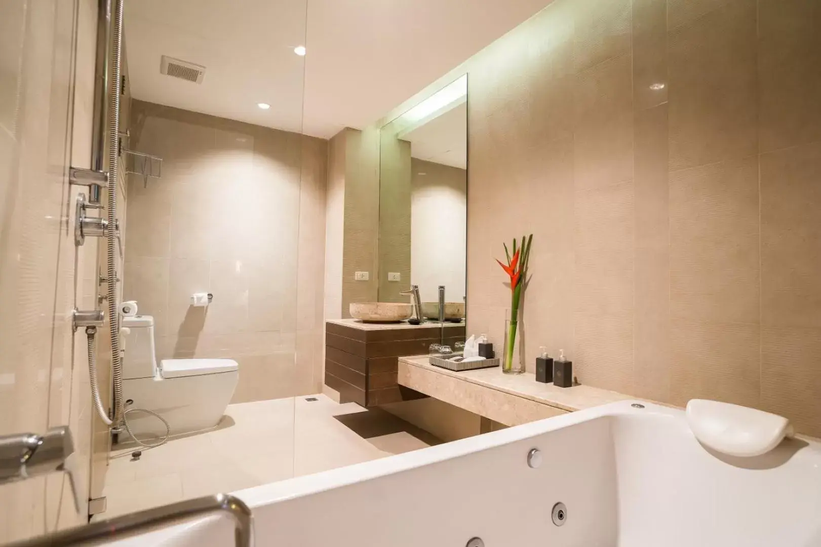 Bathroom in KC Grande Resort & Spa - SHA Extra Plus