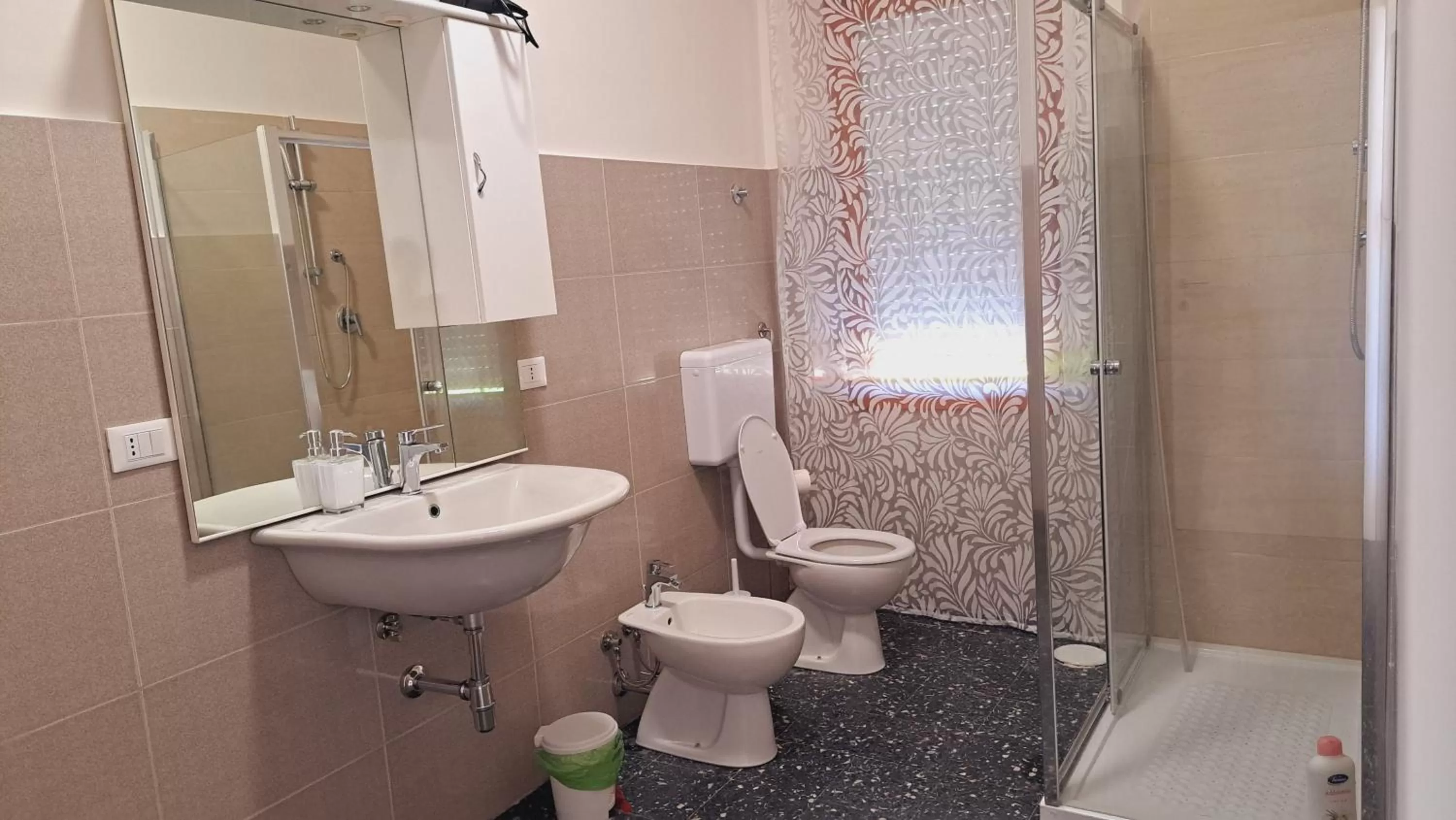 Bathroom in B & B le tre rose