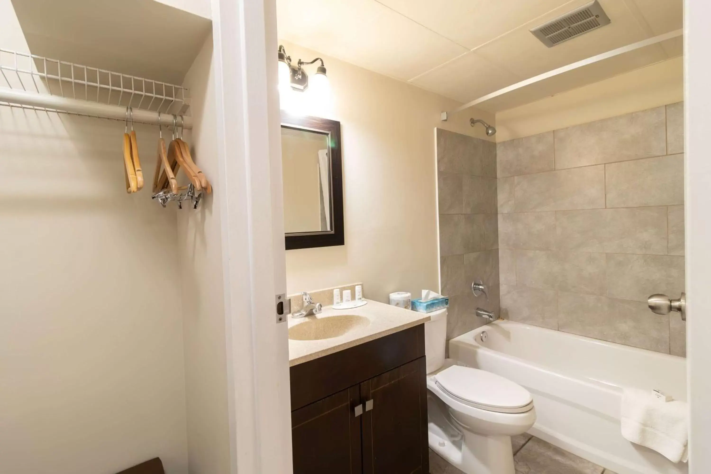 Photo of the whole room in Super 8 by Wyndham Prince George Photo of the whole room in Super 8 by Wyndham Prince George