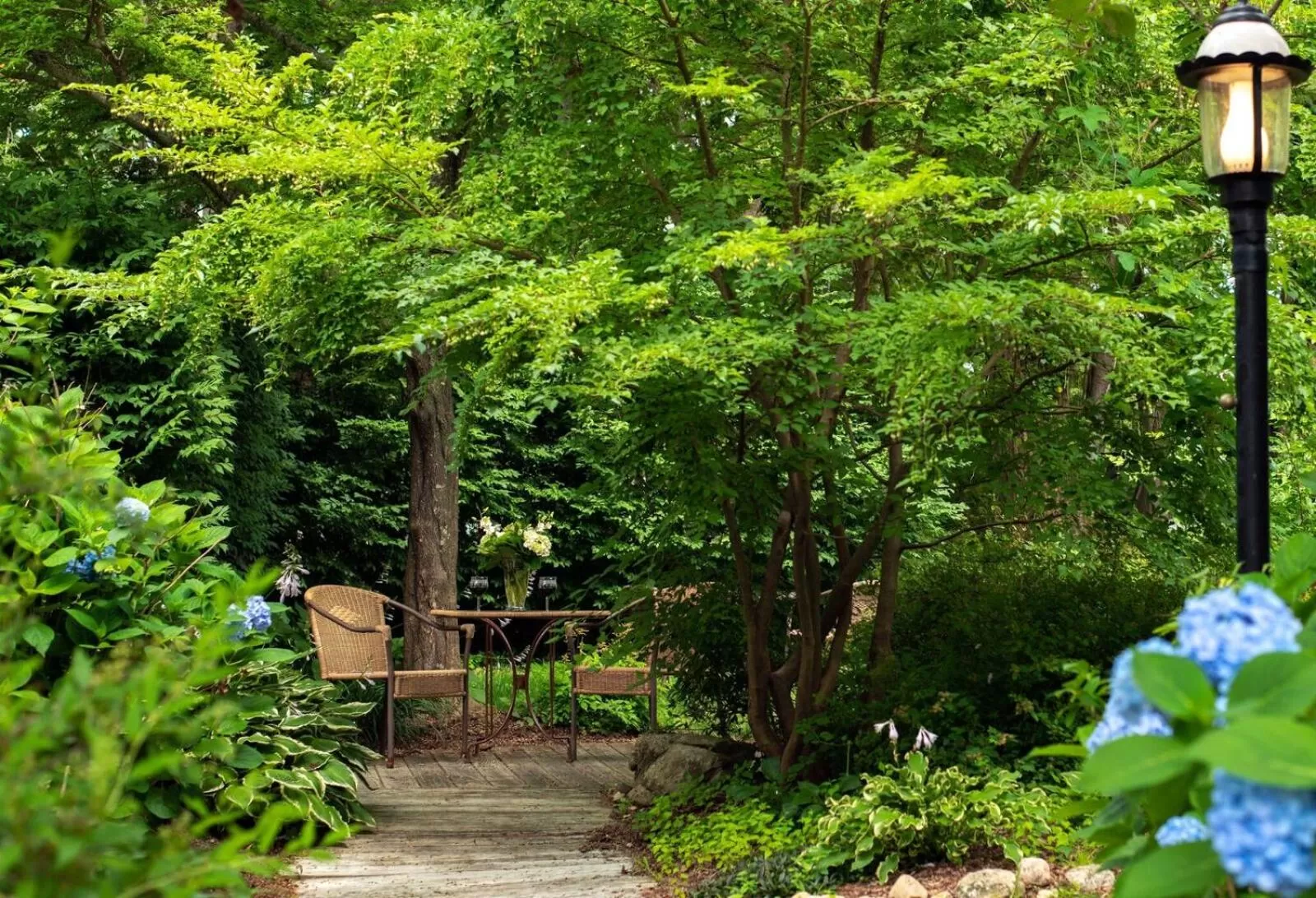 Garden in Palmer House Inn