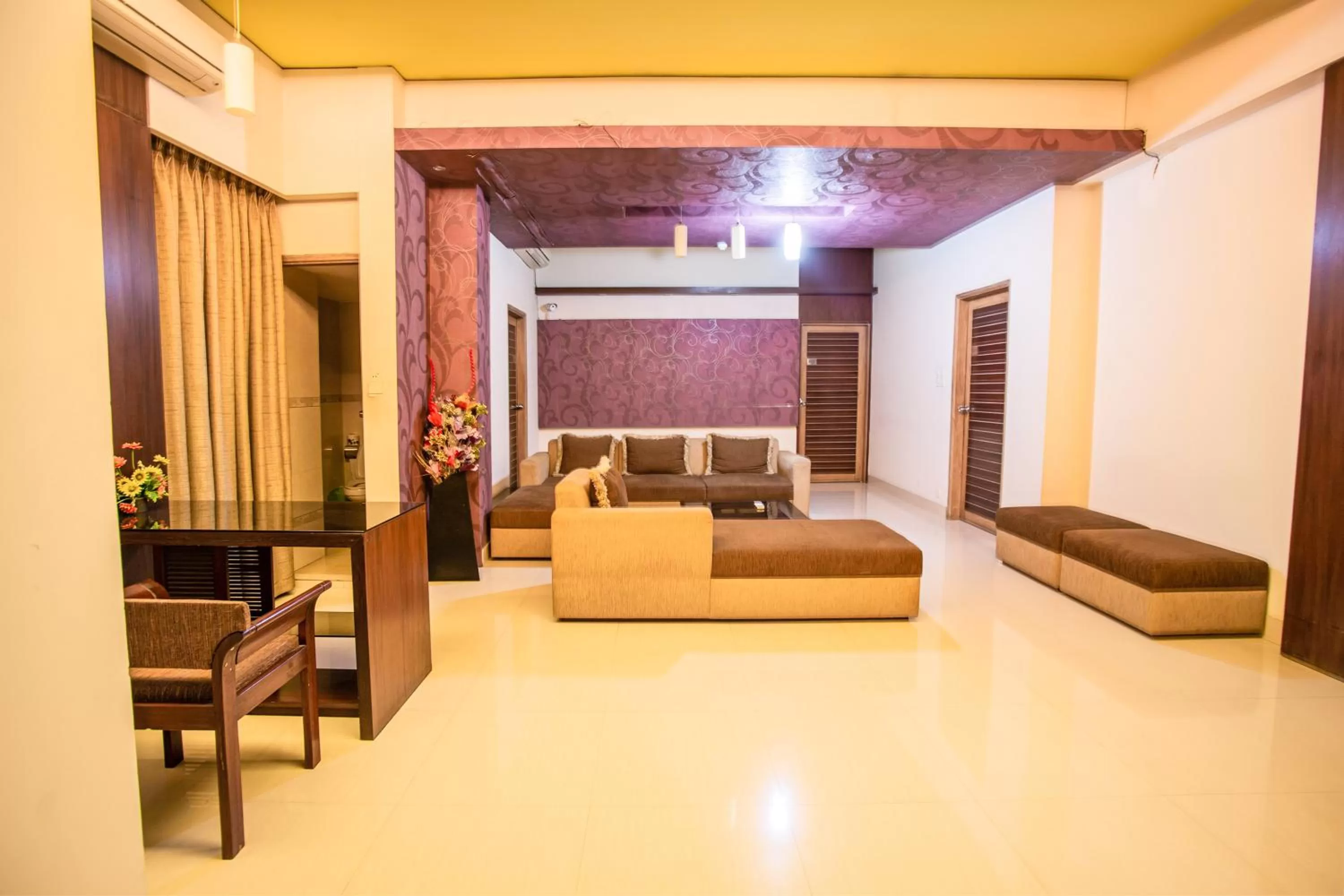 Lobby or reception in Hotel La Villa Western by Sea Pearl Beach Resort & Spa