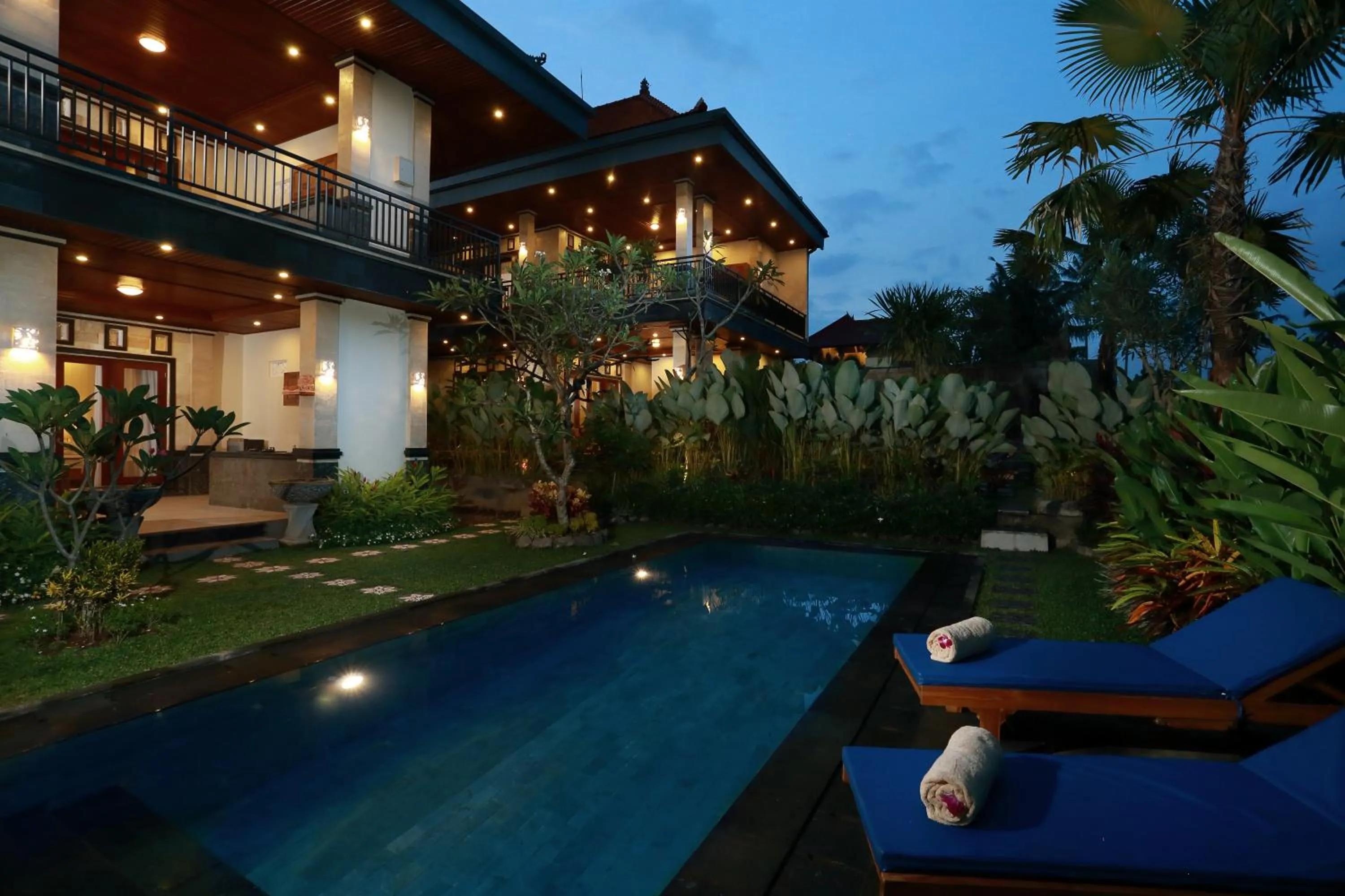 Swimming pool in Dewi Sri Private Villa
