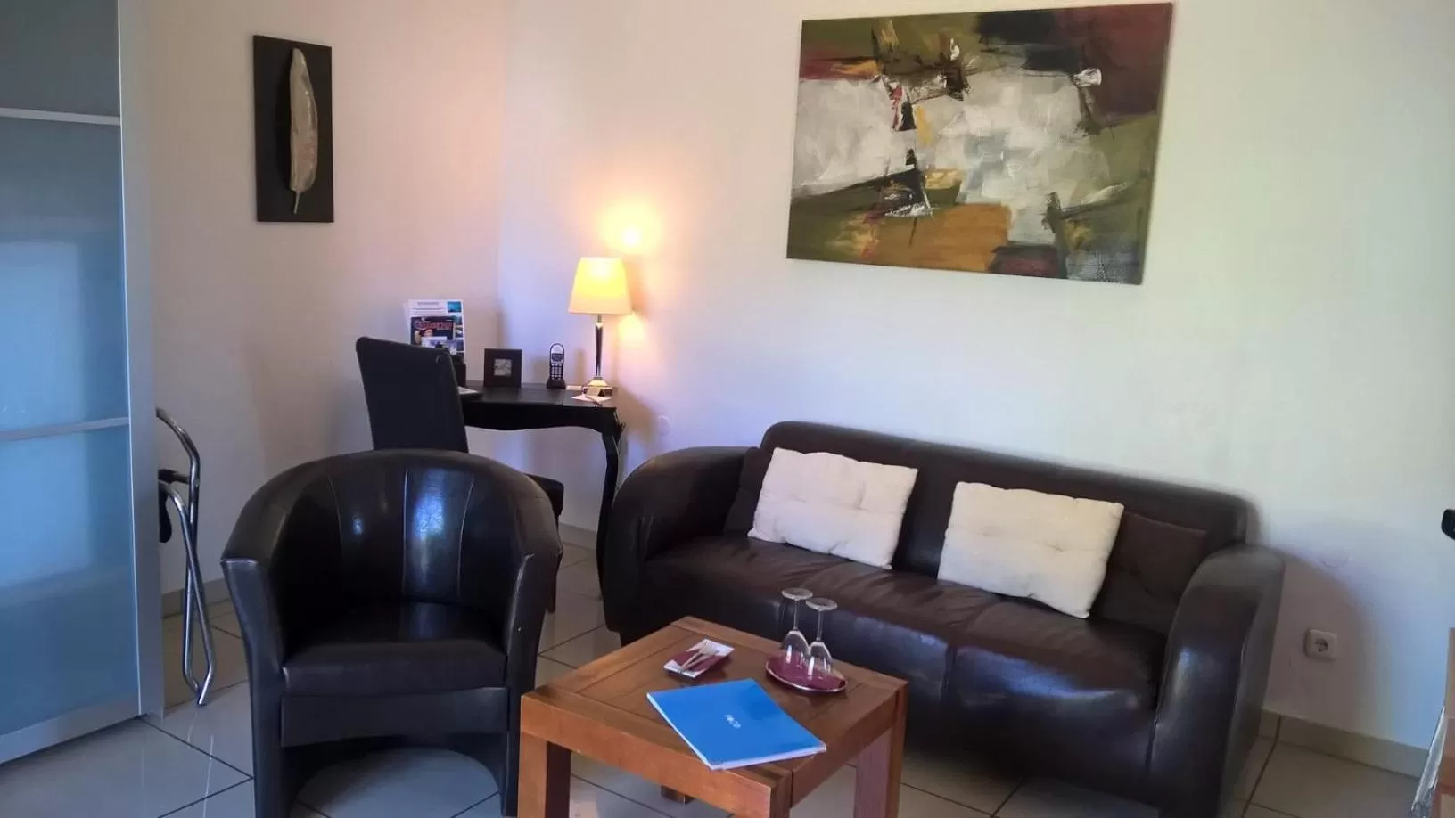 Living room in Birdcage Gay Men Resort and Lifestyle Hotel