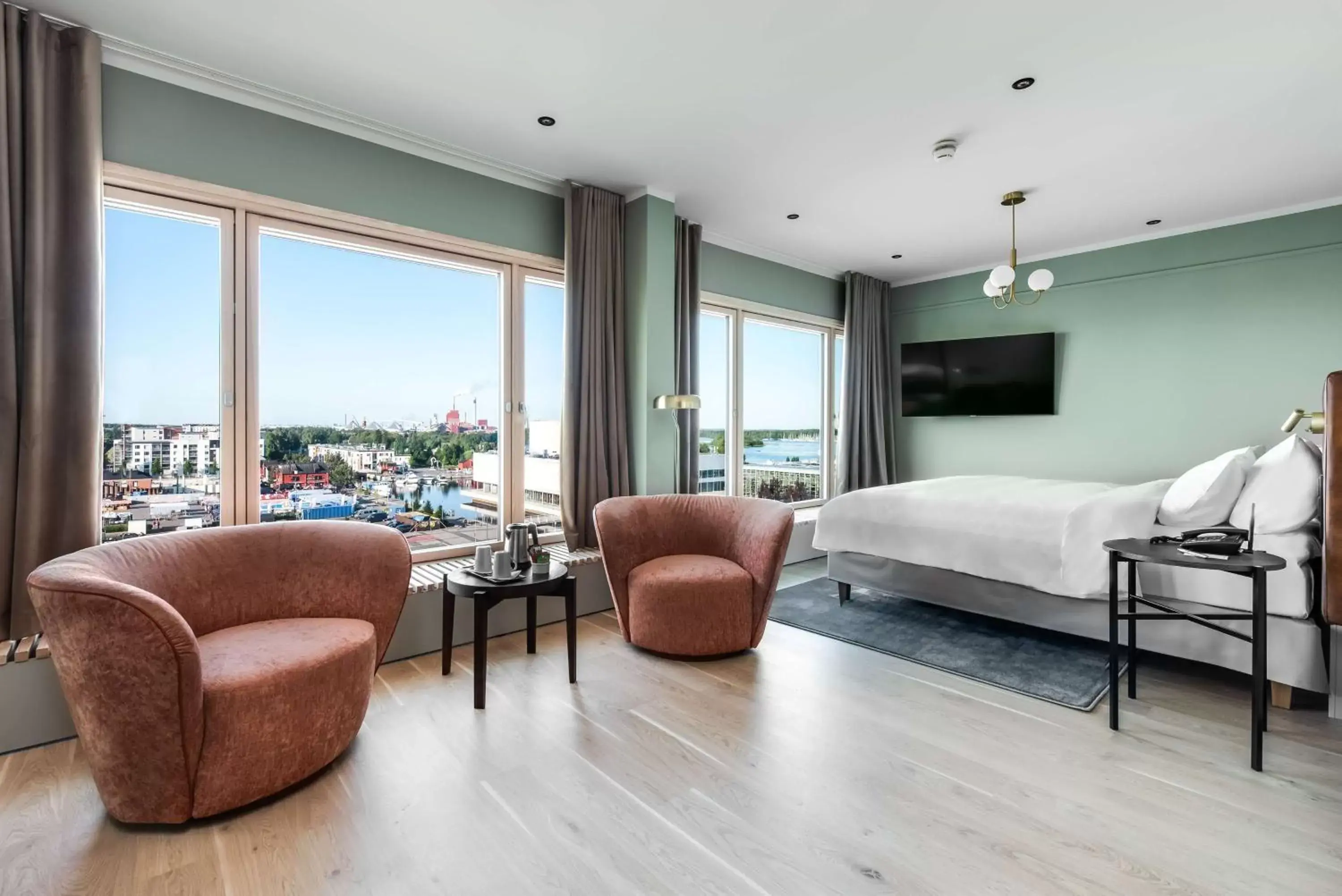 Bedroom, Seating Area in Radisson Blu Hotel, Oulu