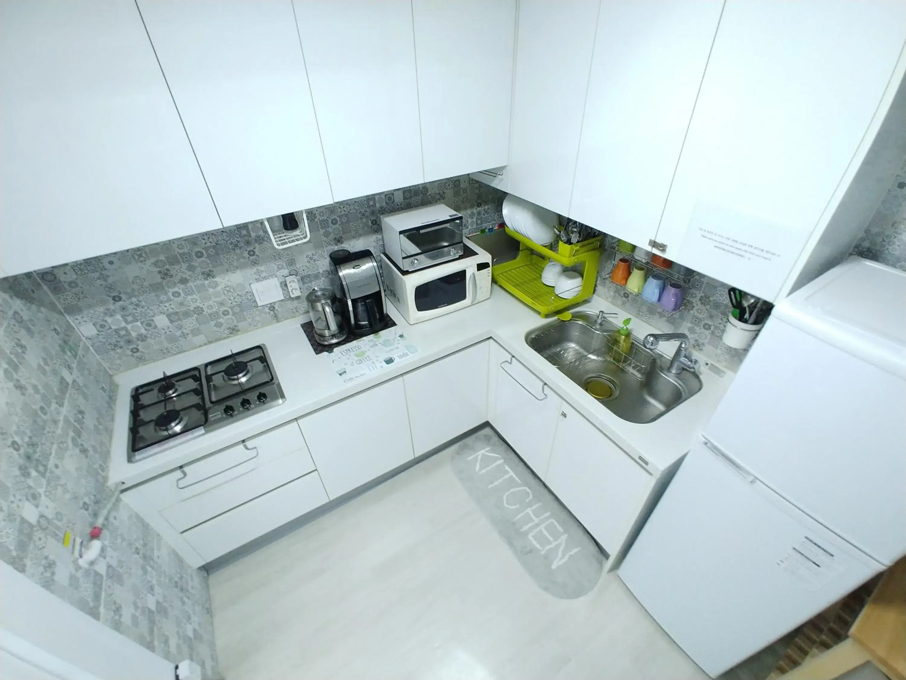 Communal kitchen, Kitchen/Kitchenette in Hause itaewon