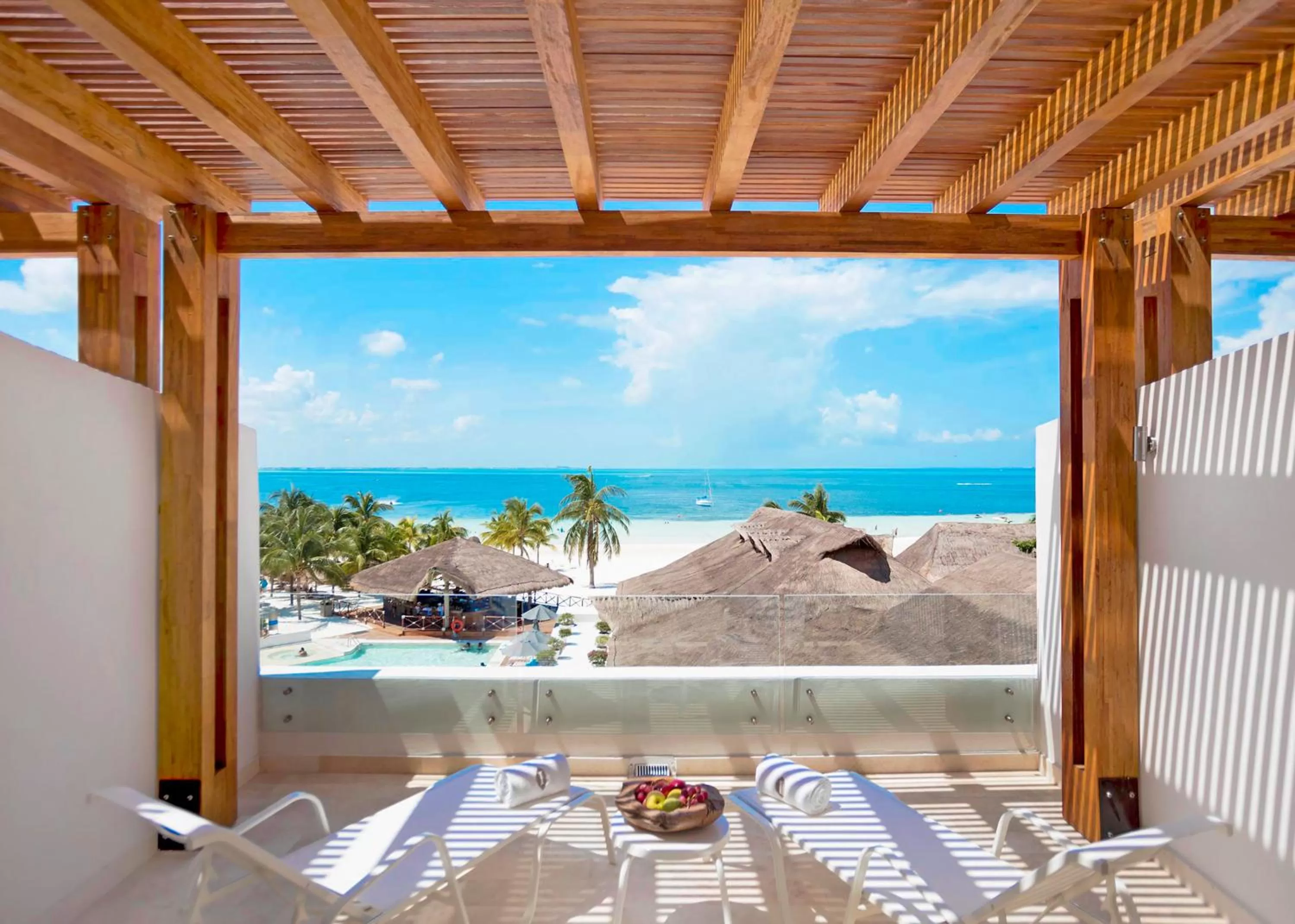 Photo of the whole room in Presidente InterContinental Cancun Resort