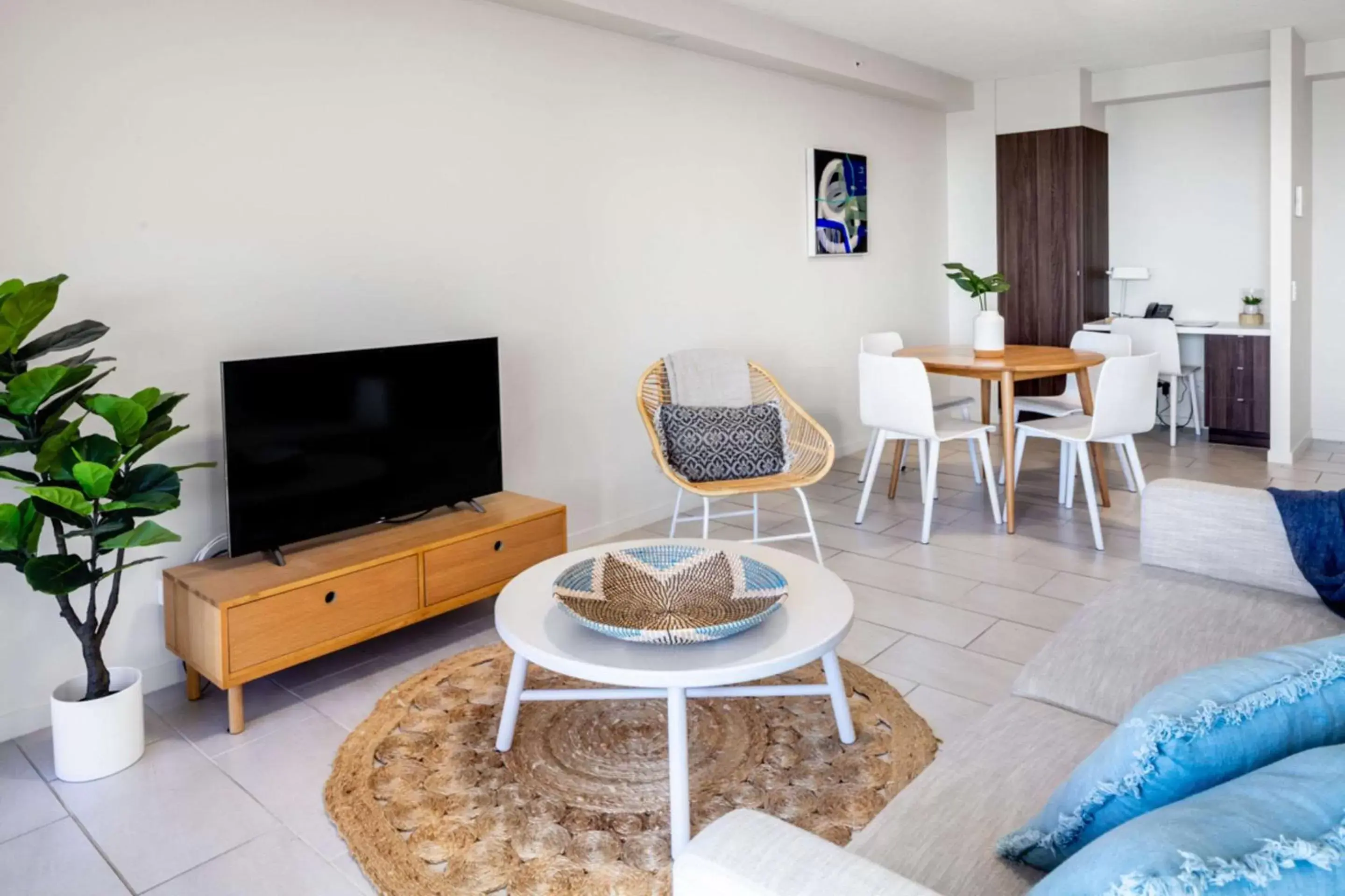 Bedroom, TV/Entertainment Center in First Light Mooloolaba, Ascend Hotel Collection