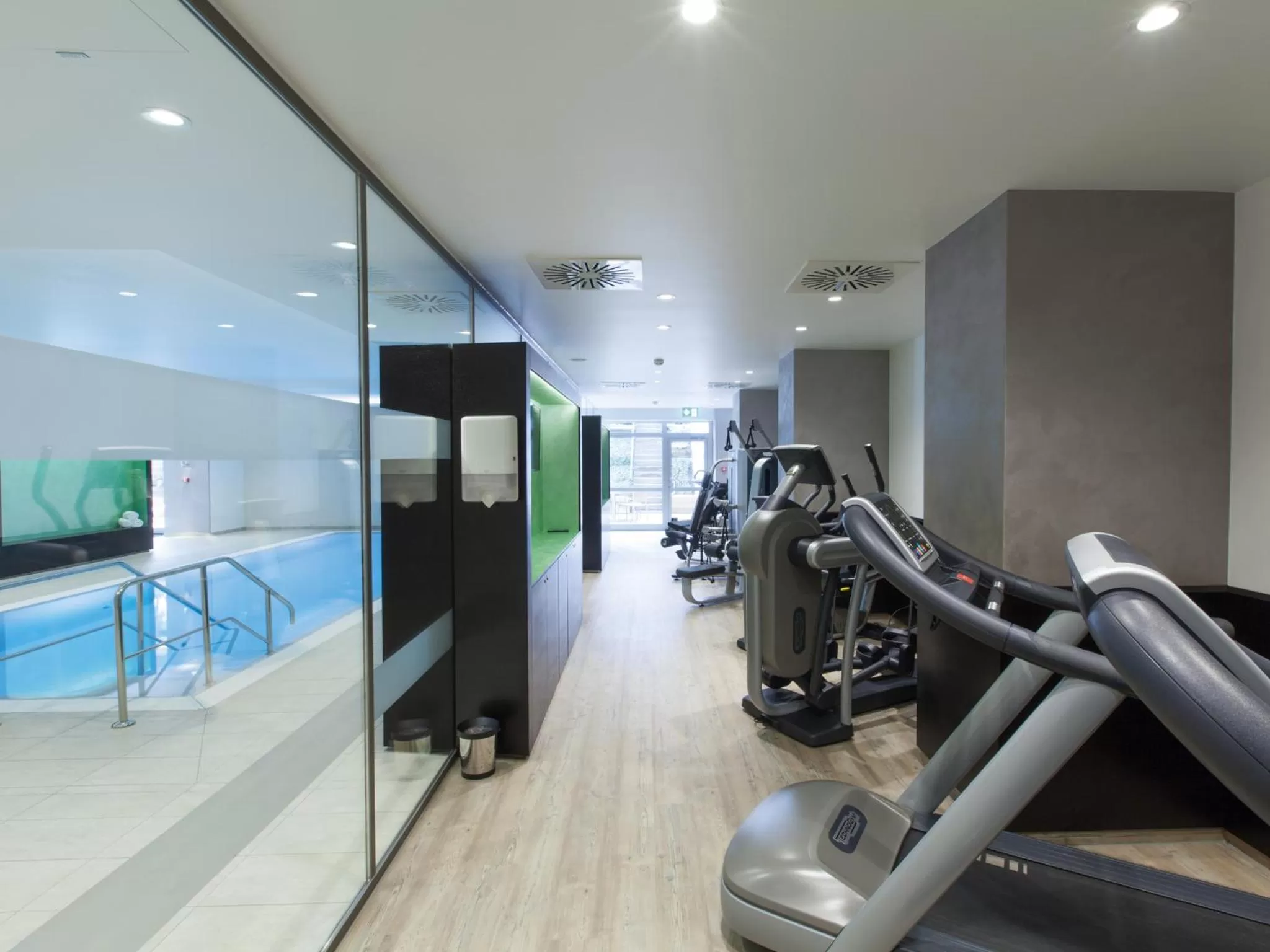 Fitness centre/facilities in Radisson Blu Conference Hotel, Düsseldorf