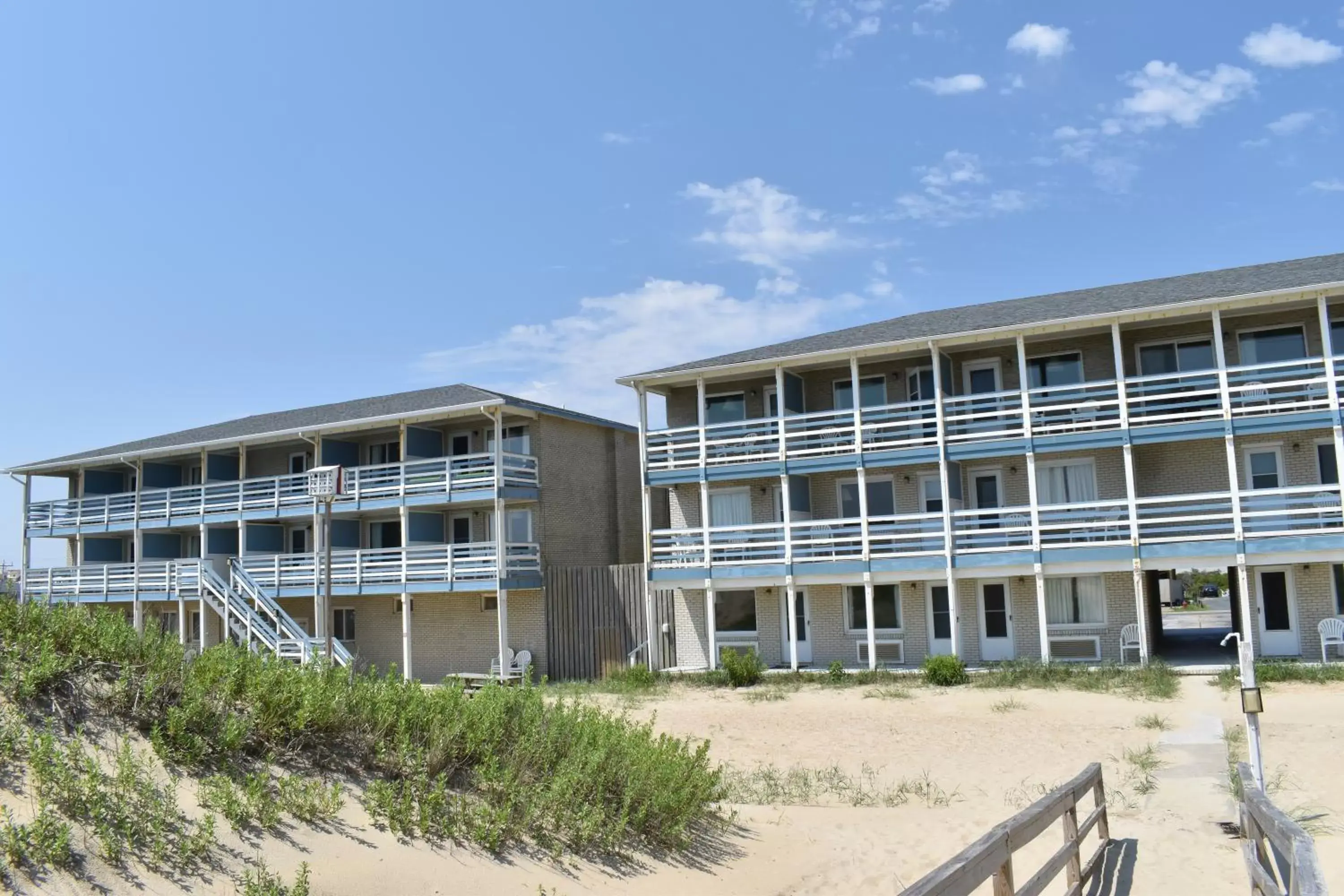 Property Building in Blue Heron Motel