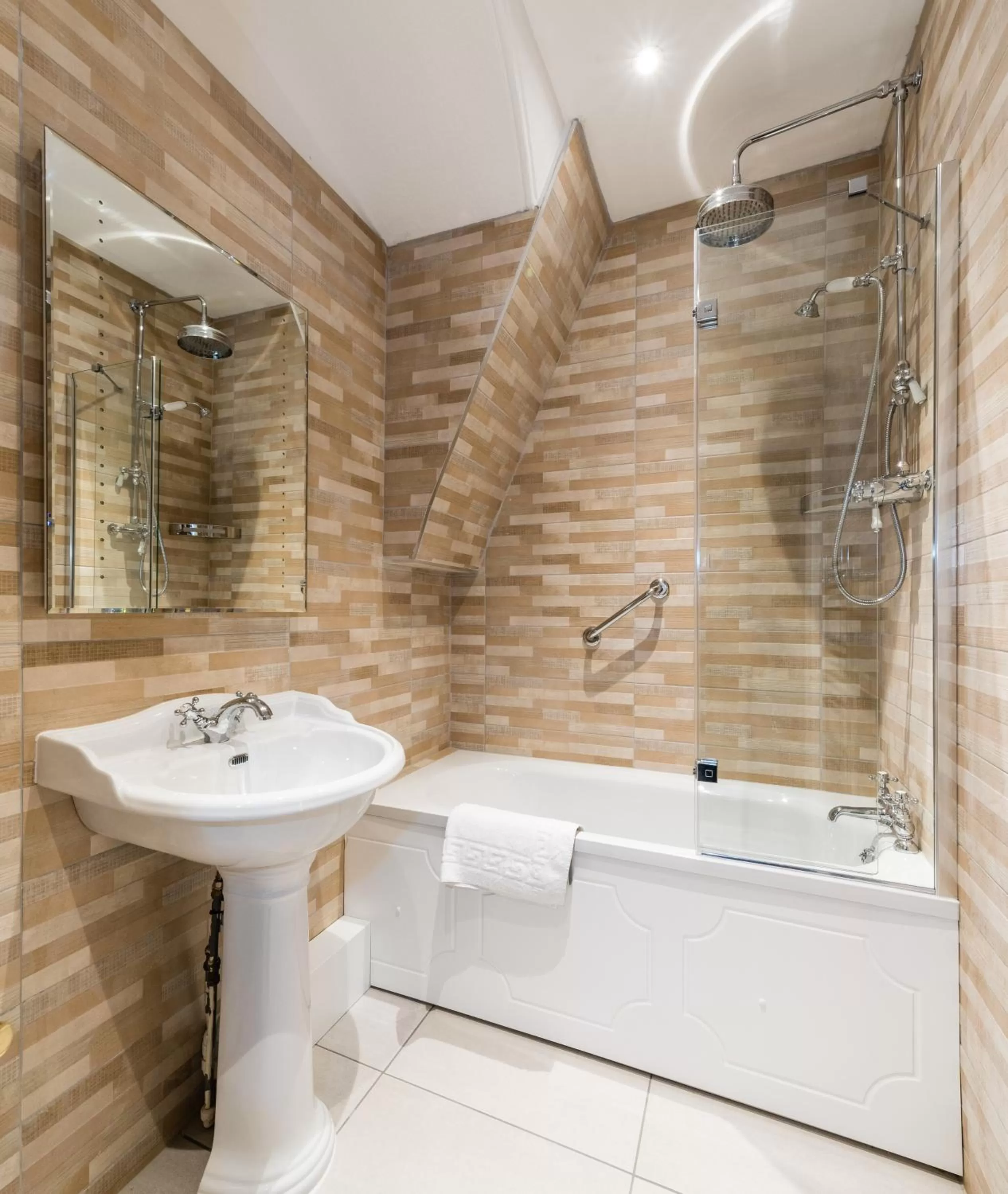 Bathroom in The Atholl Palace