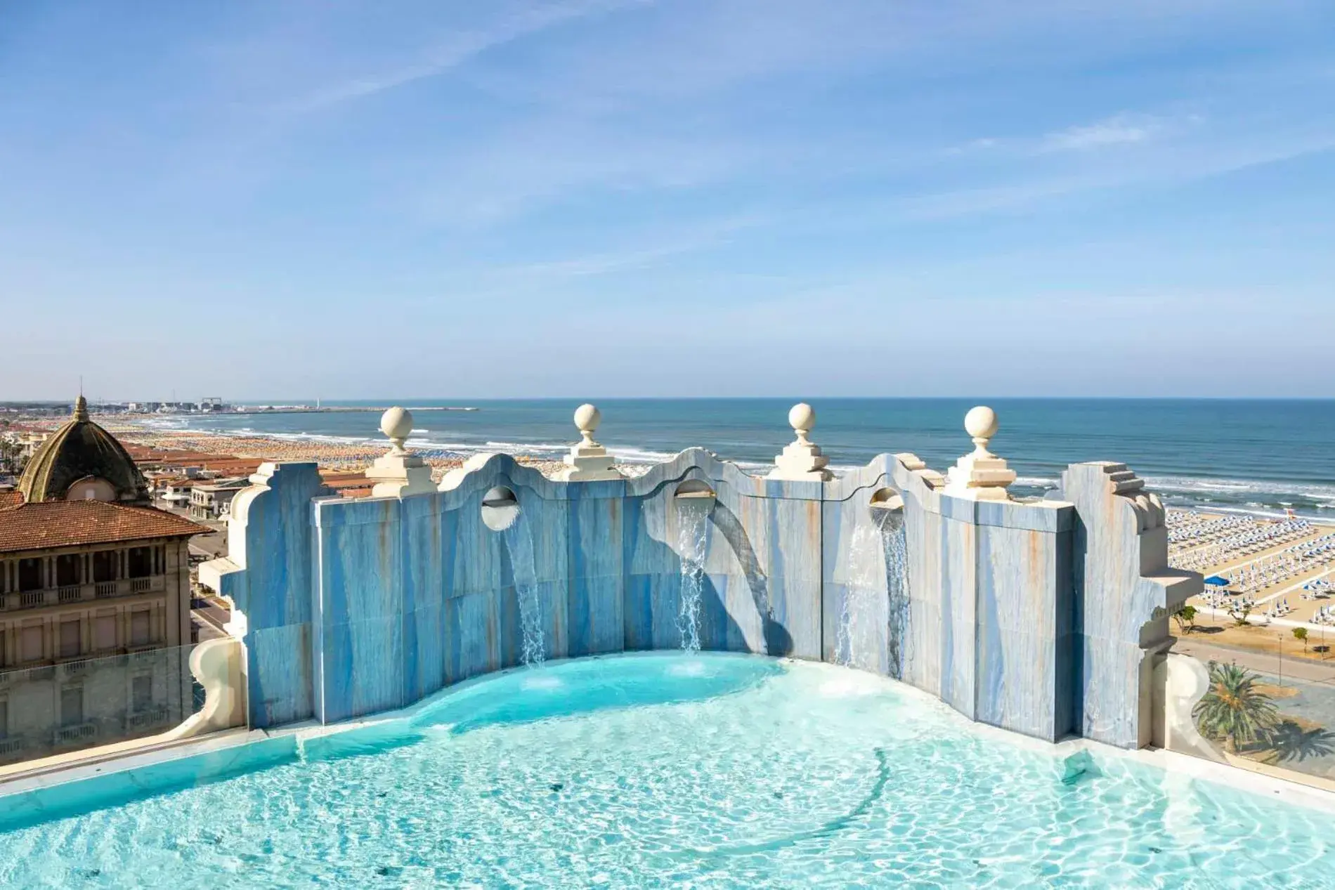 Swimming Pool in Grand Hotel Principe Di Piemonte