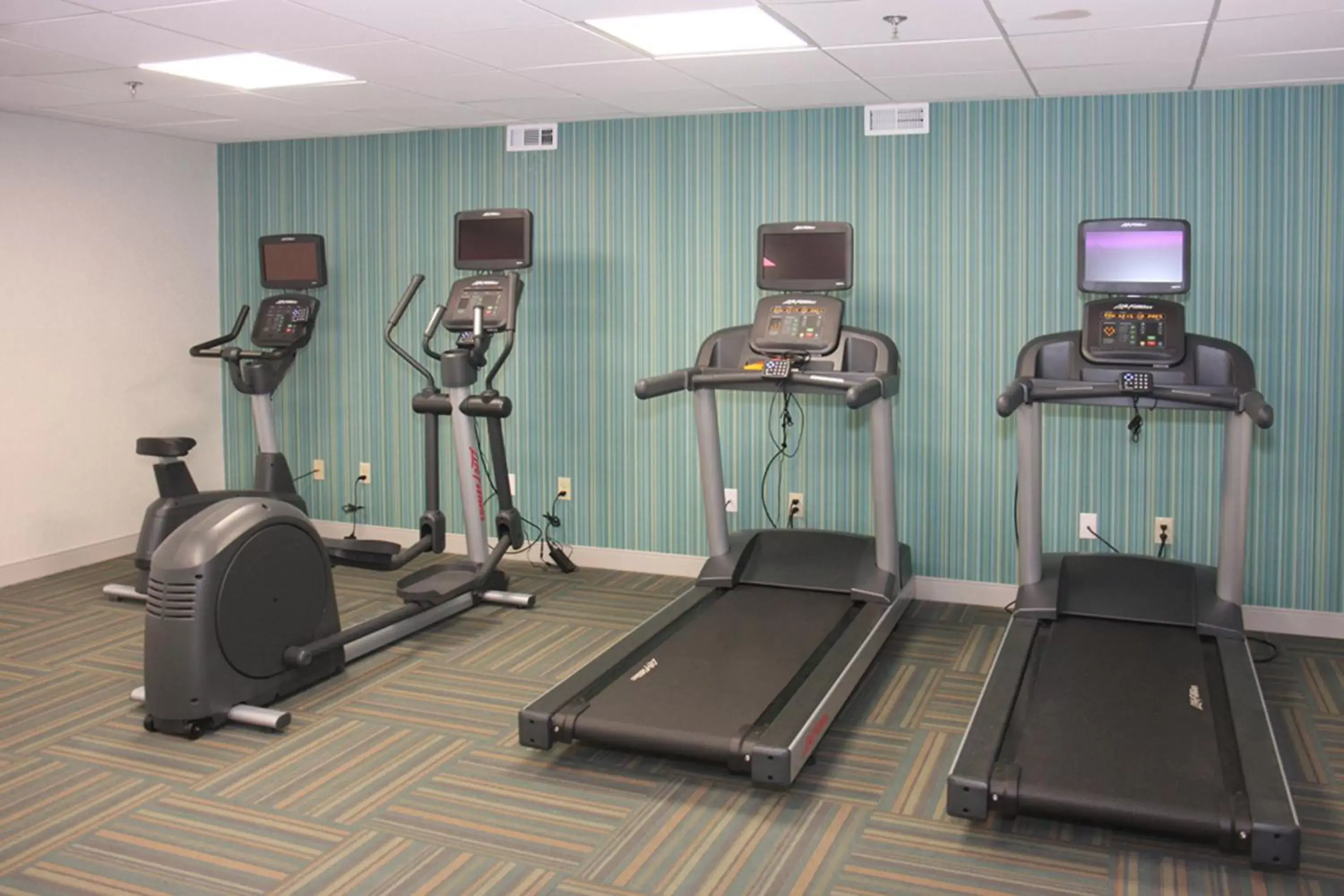 Fitness centre/facilities, Fitness Center/Facilities in Holiday Inn Express Branford-New Haven, an IHG Hotel