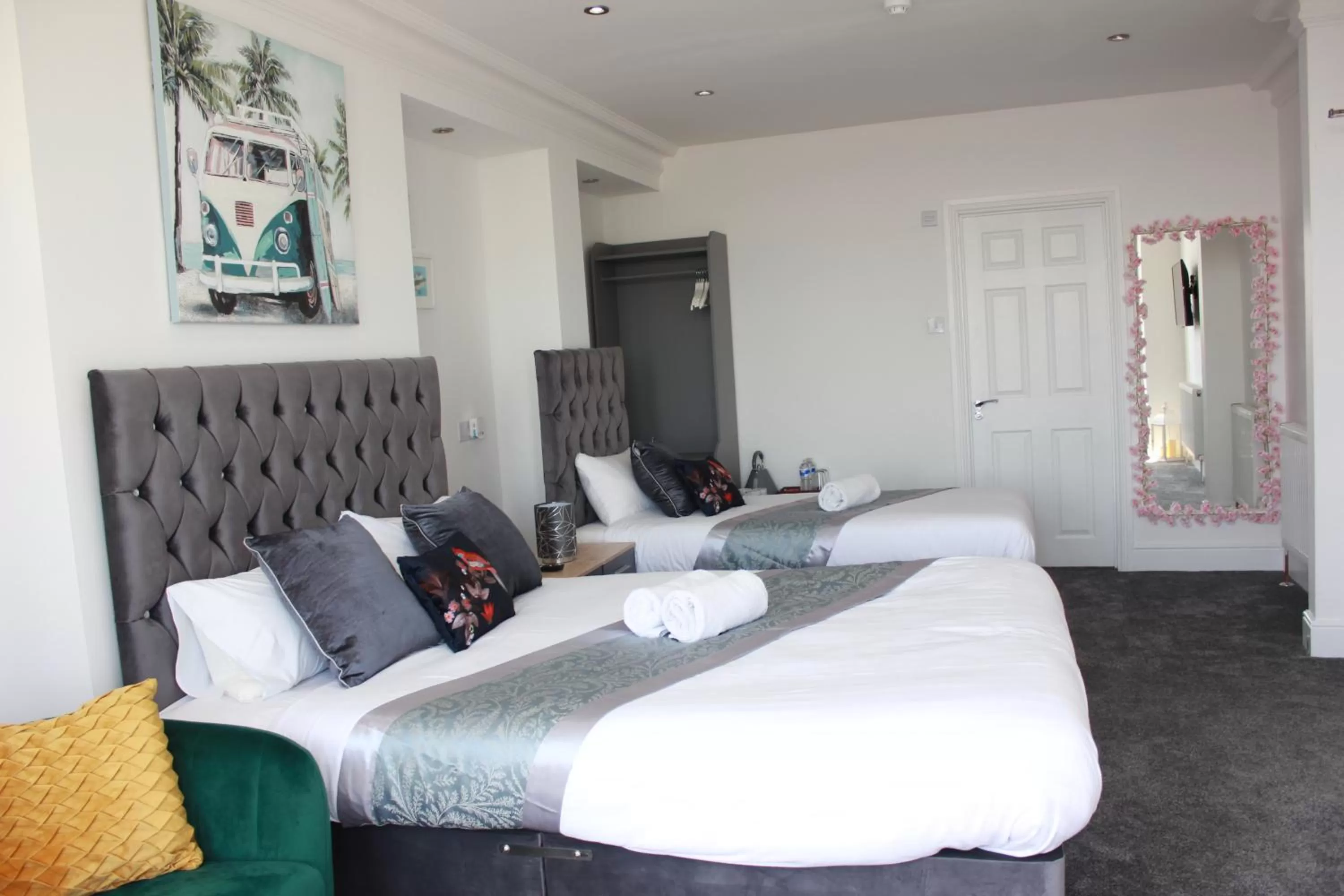 Bed in Wns Southend -on-Sea