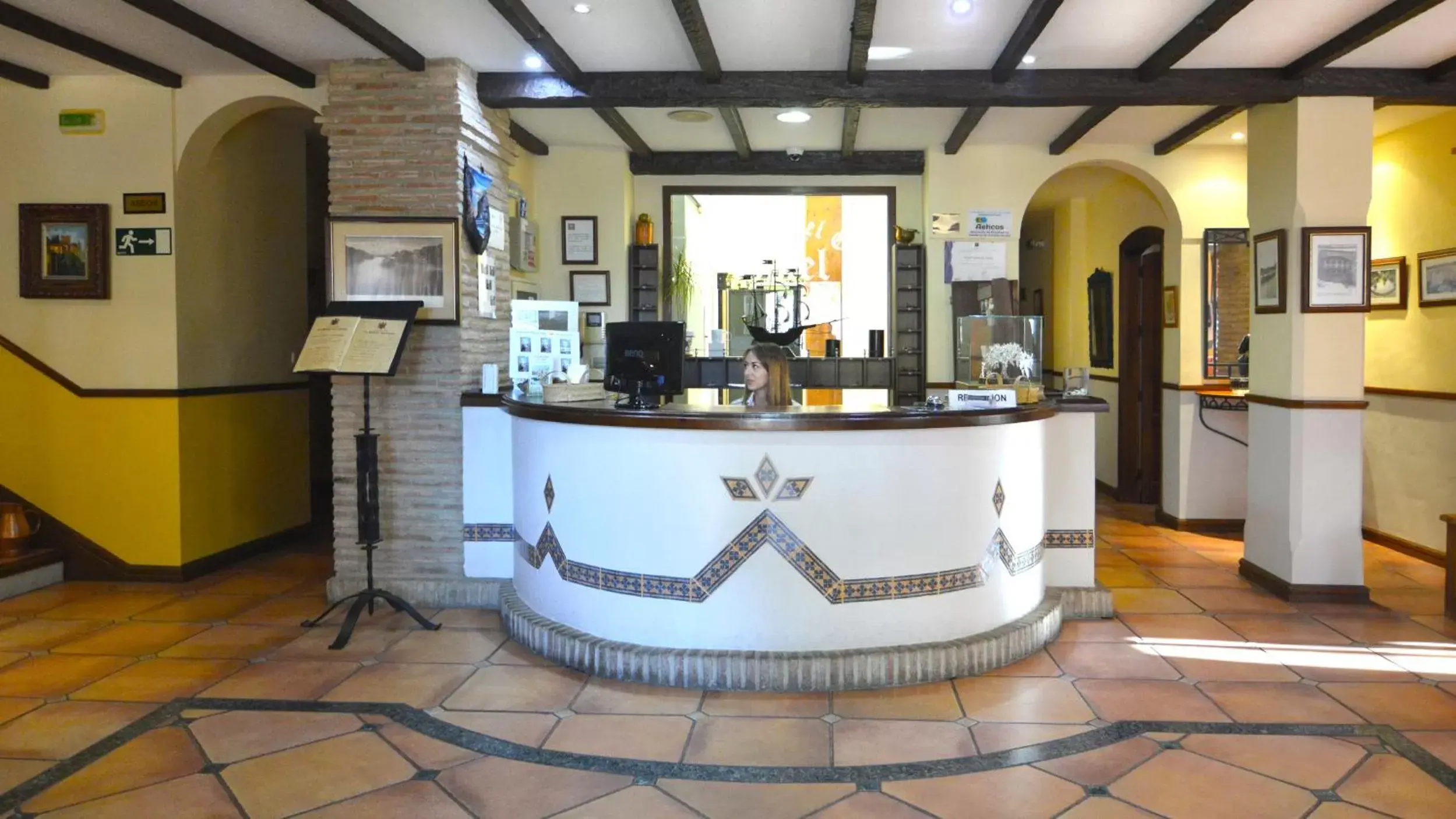 Lobby or reception, Lobby/Reception in La Posada del Conde