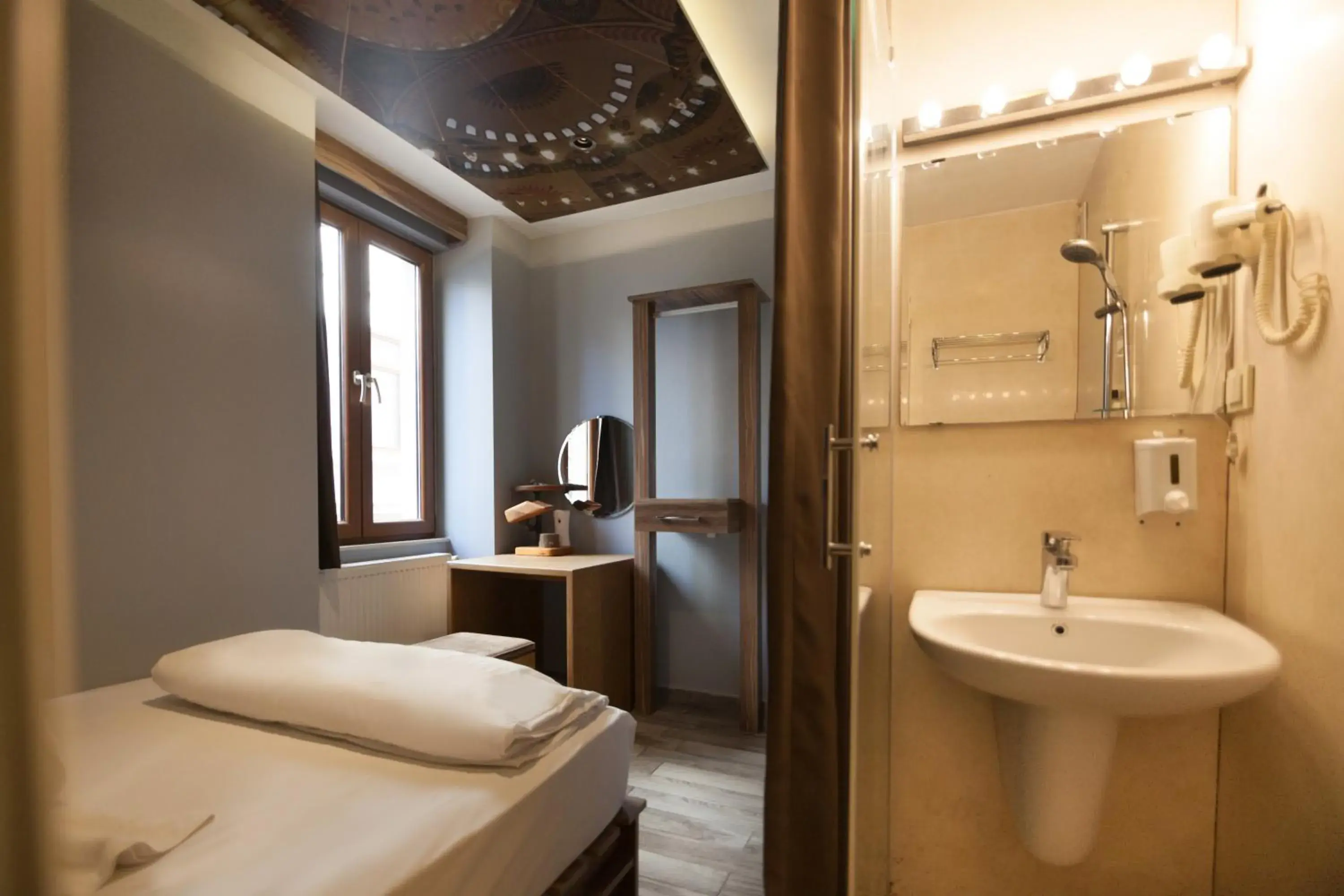 Bed, Bathroom in Stay Inn Taksim Hostel