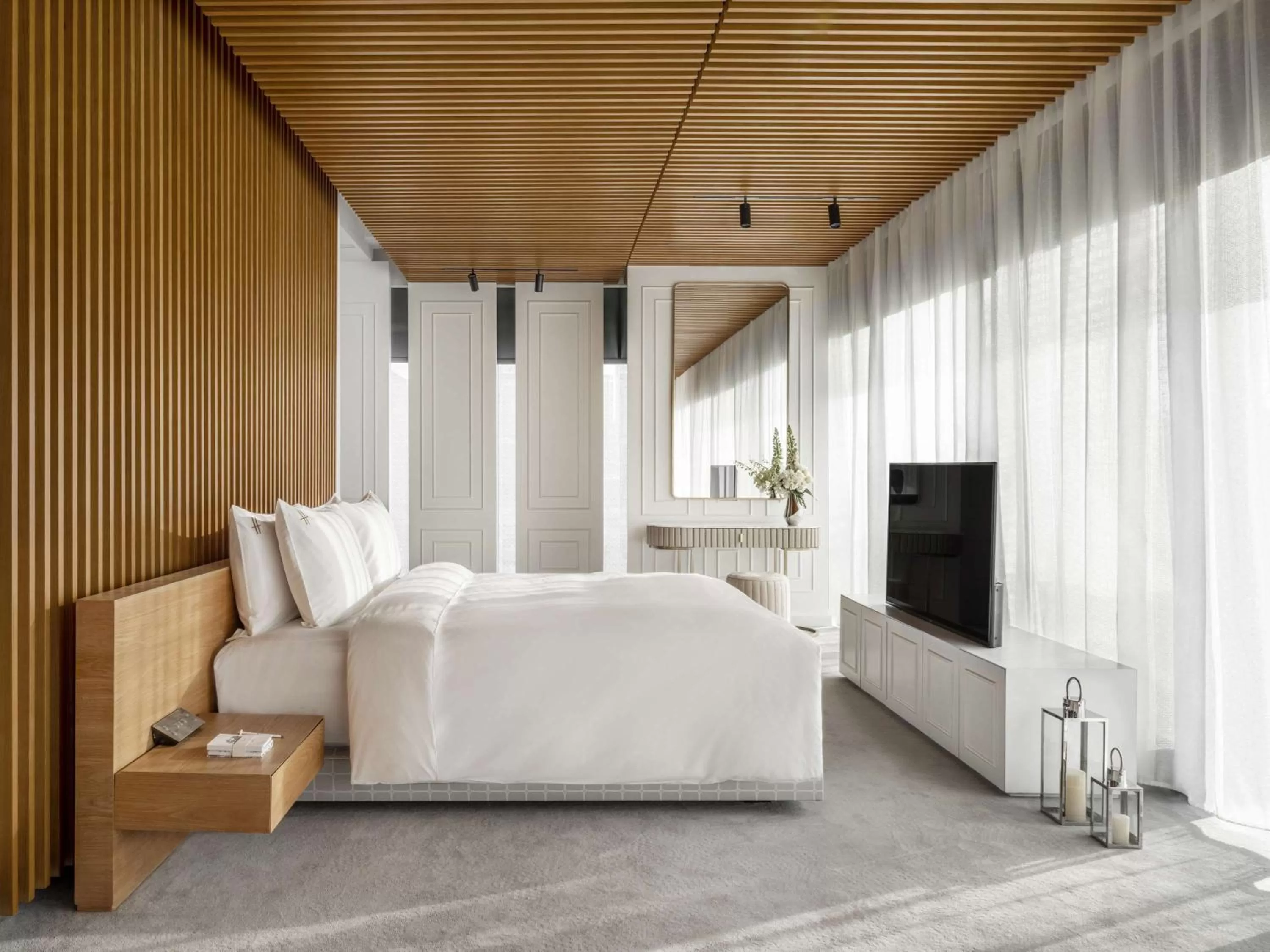 Photo of the whole room in The Opposite House