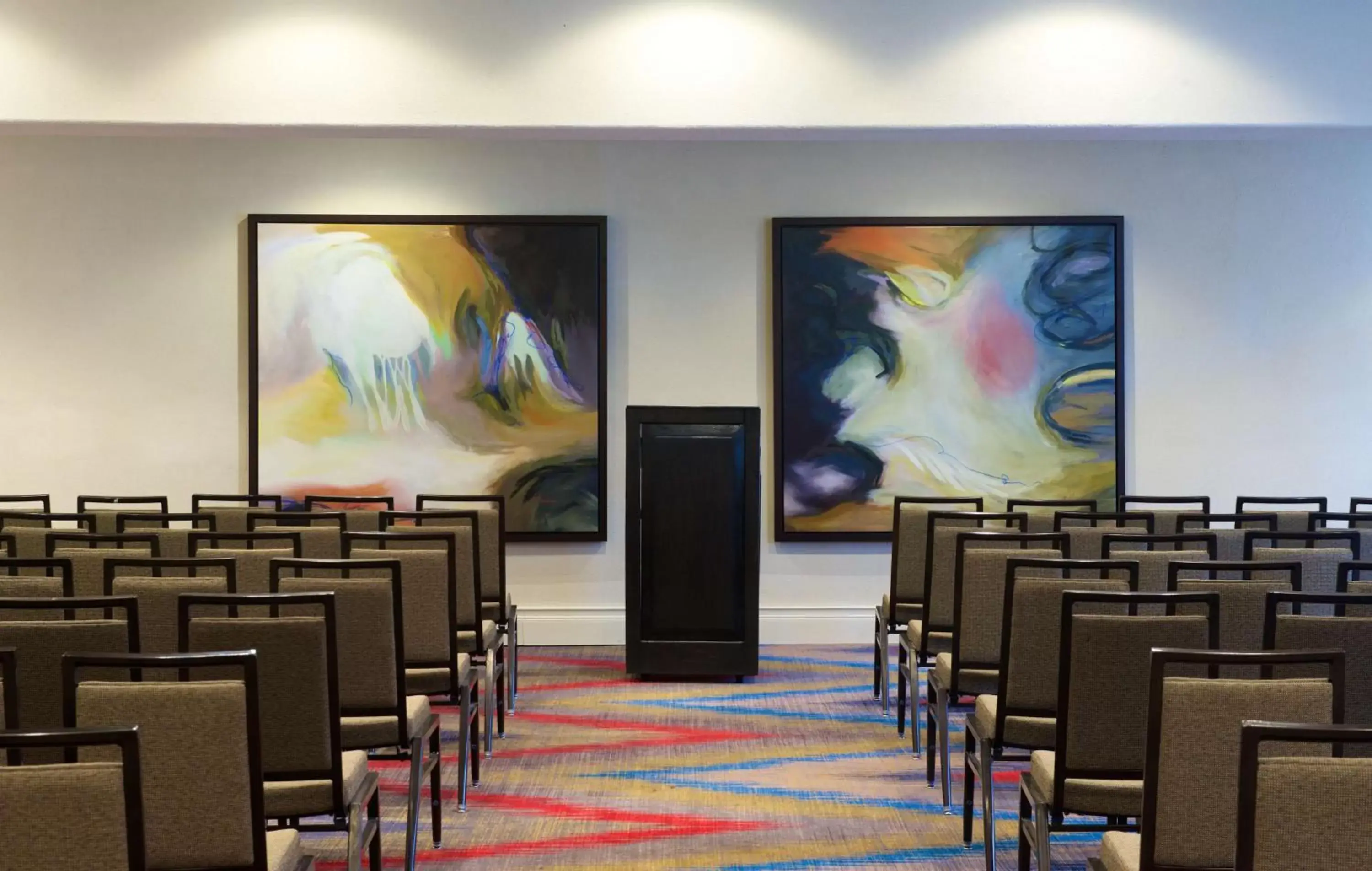 Meeting/conference room in Hilton Santa Fe Historic Plaza