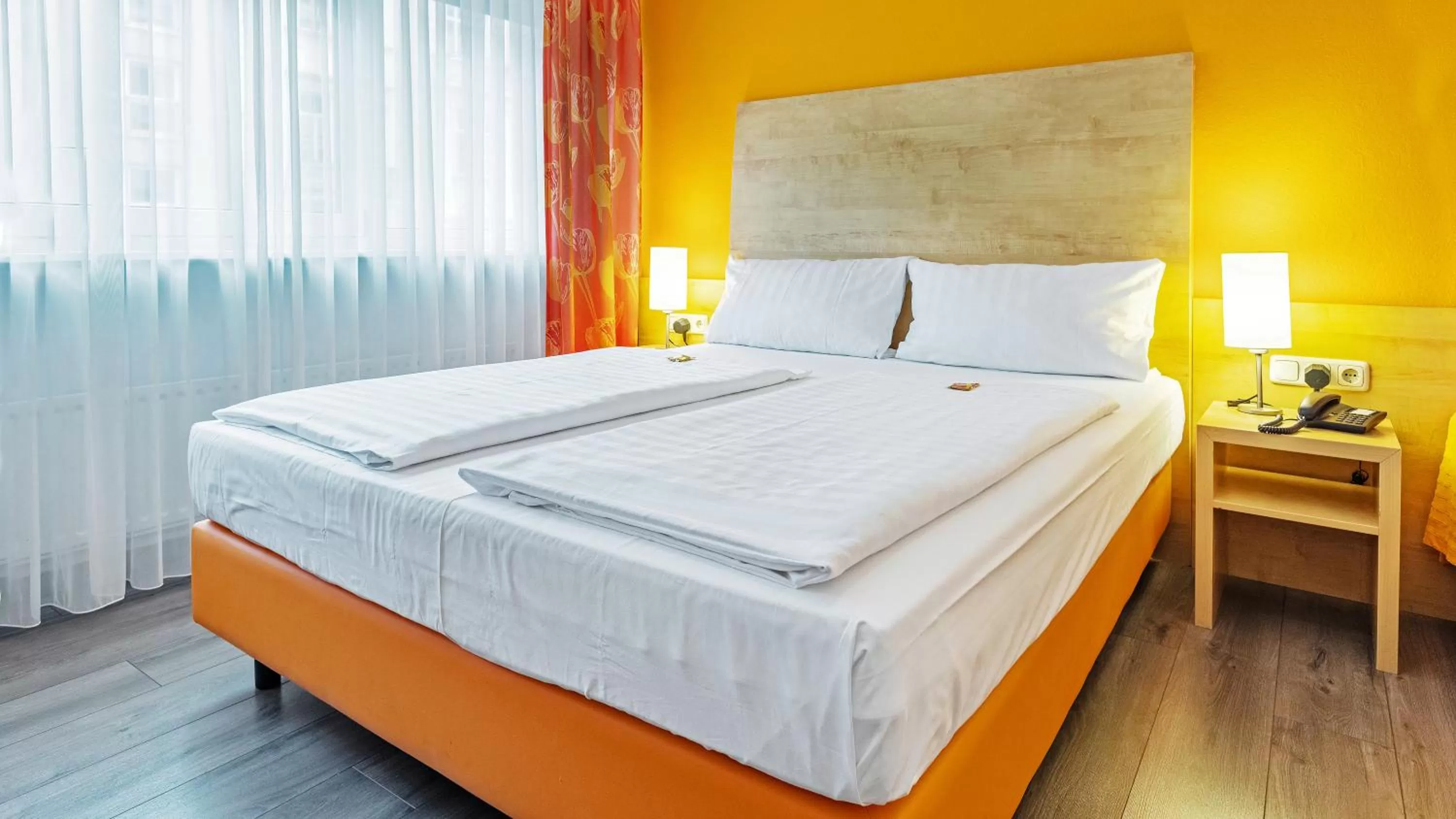 Photo of the whole room, Bed in NP Hotel Wallis