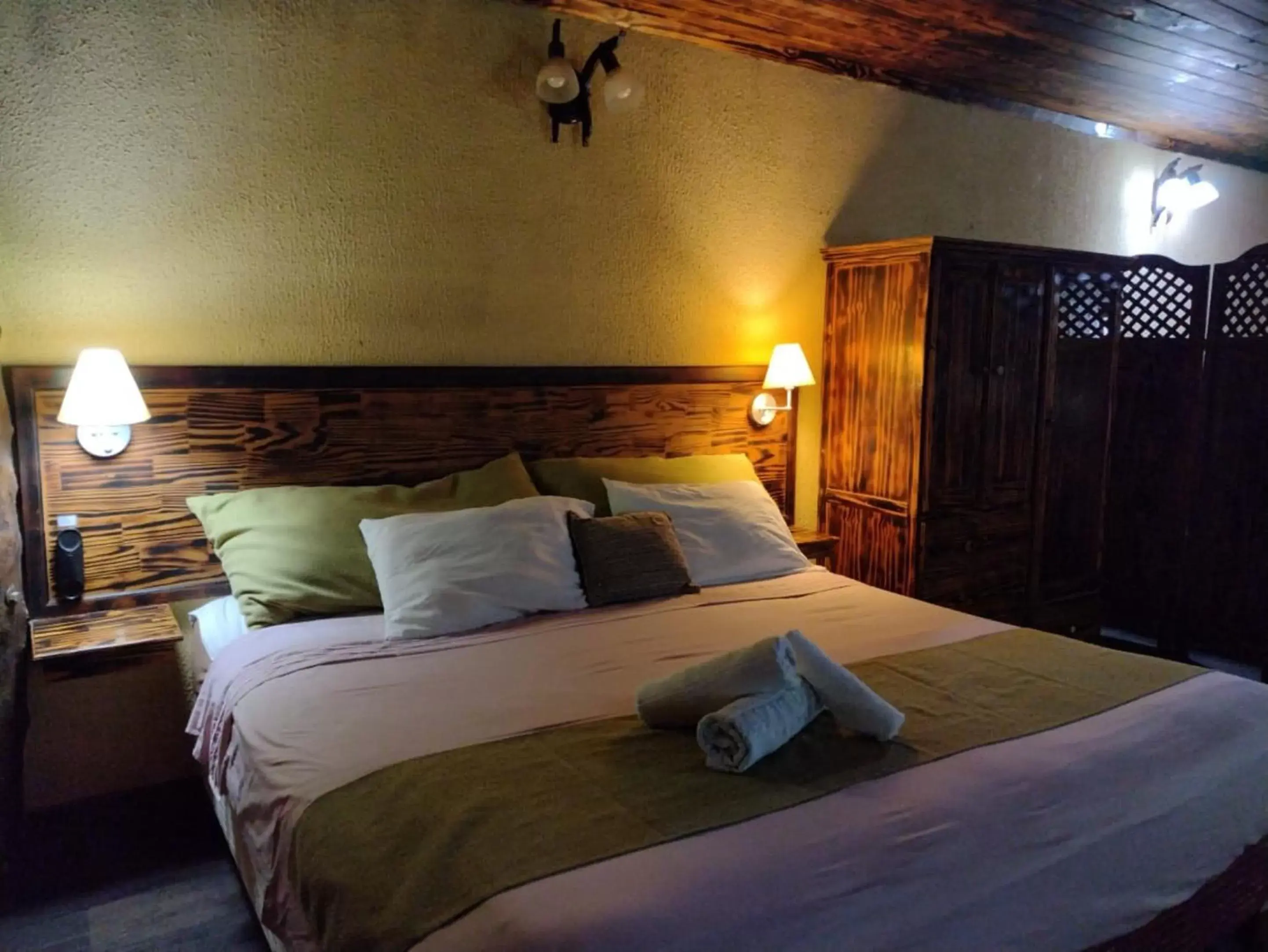 Bedroom, Bed in La Cautiva Iguazú Hotel