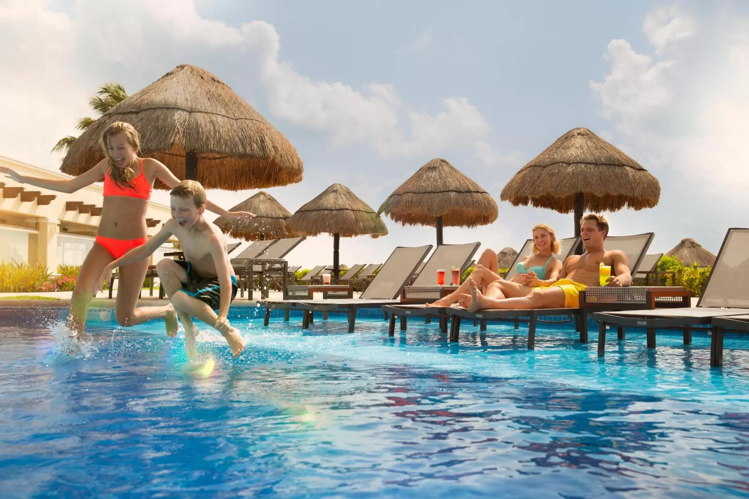 Swimming Pool in Moon Palace Cancun - All Inclusive