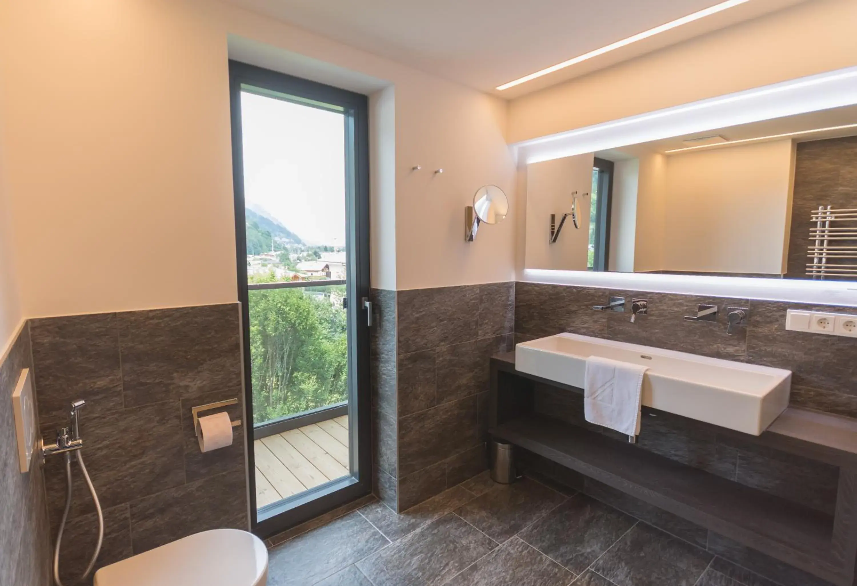 Shower, Bathroom in Schonblick